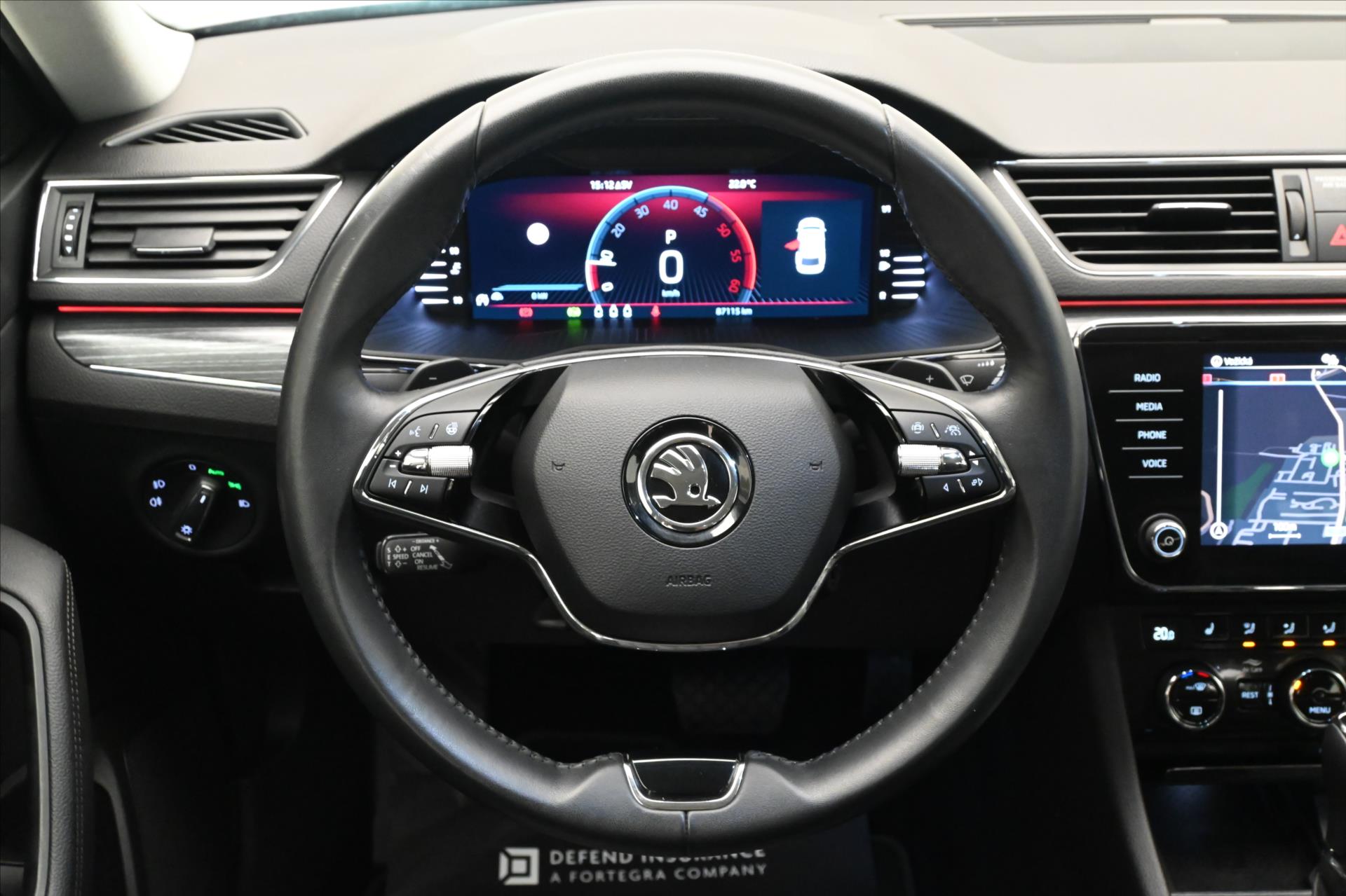 Main photo of the car Skoda Superb 2.0 TDI 110kW DSG Style Warranty up to 5 years (19)