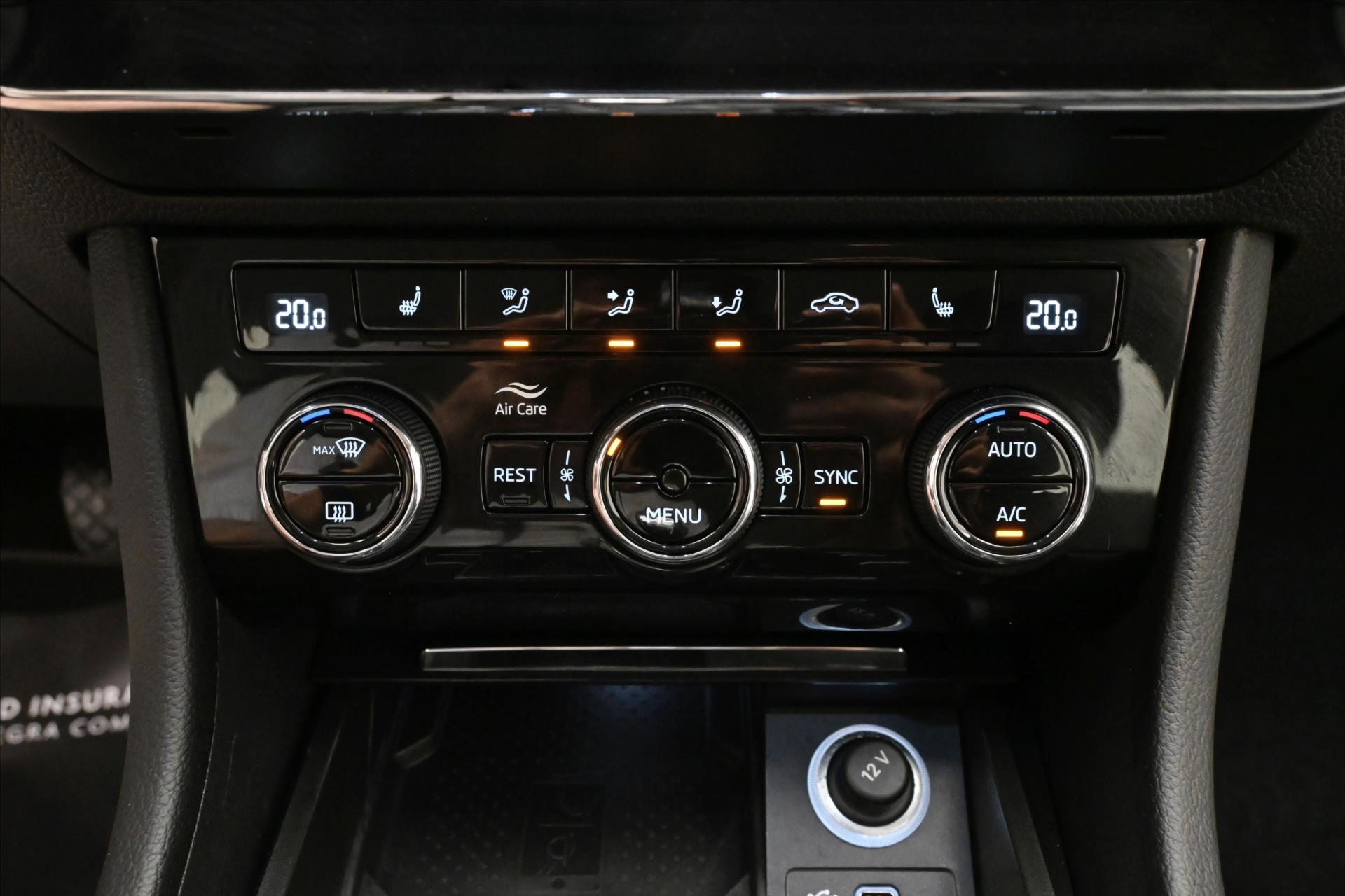 Main photo of the car Skoda Superb 2.0 TDI 110kW DSG Style Warranty up to 5 years (22)