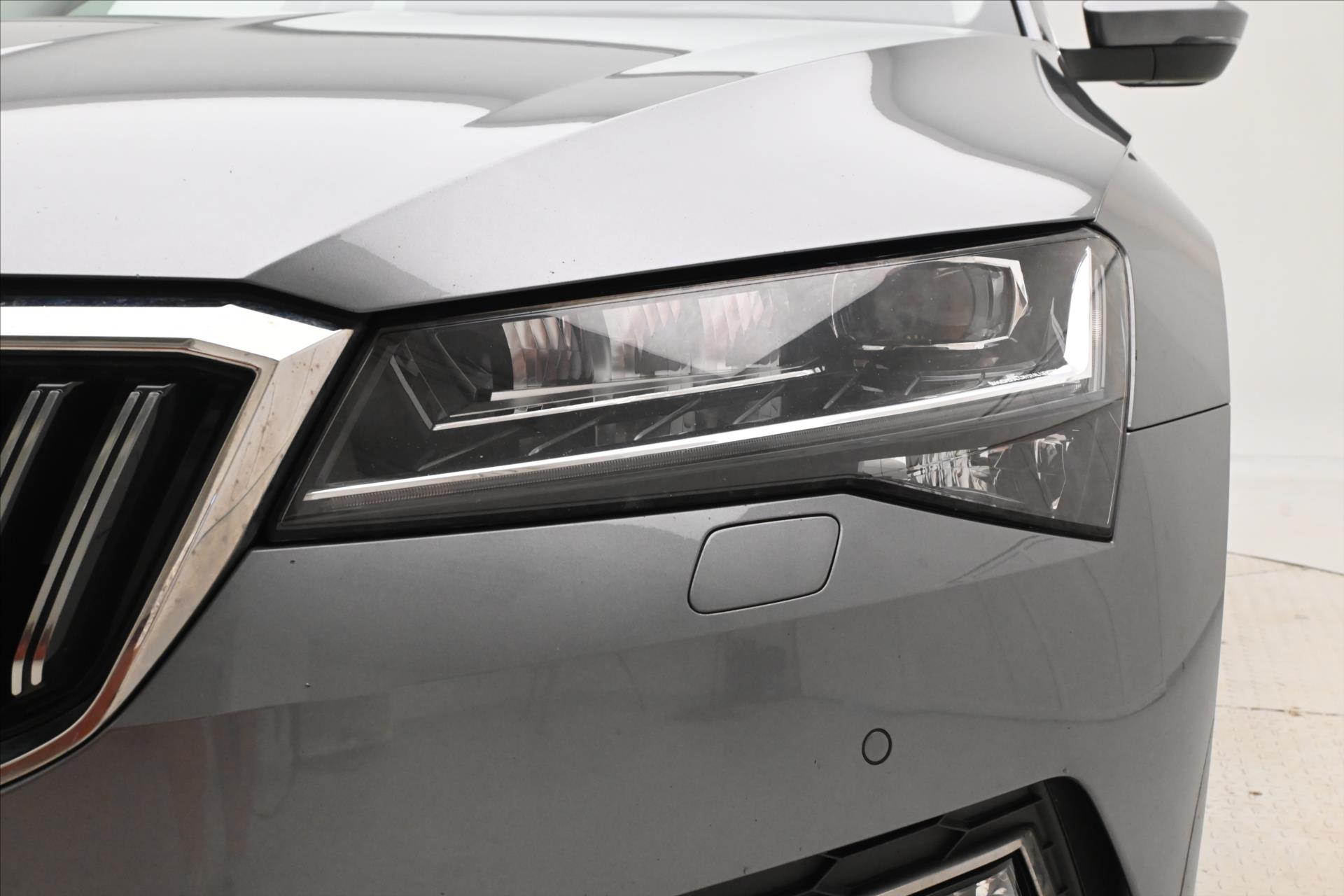 Main photo of the car Skoda Superb 2.0 TDI 110kW DSG Style Warranty up to 5 years (32)