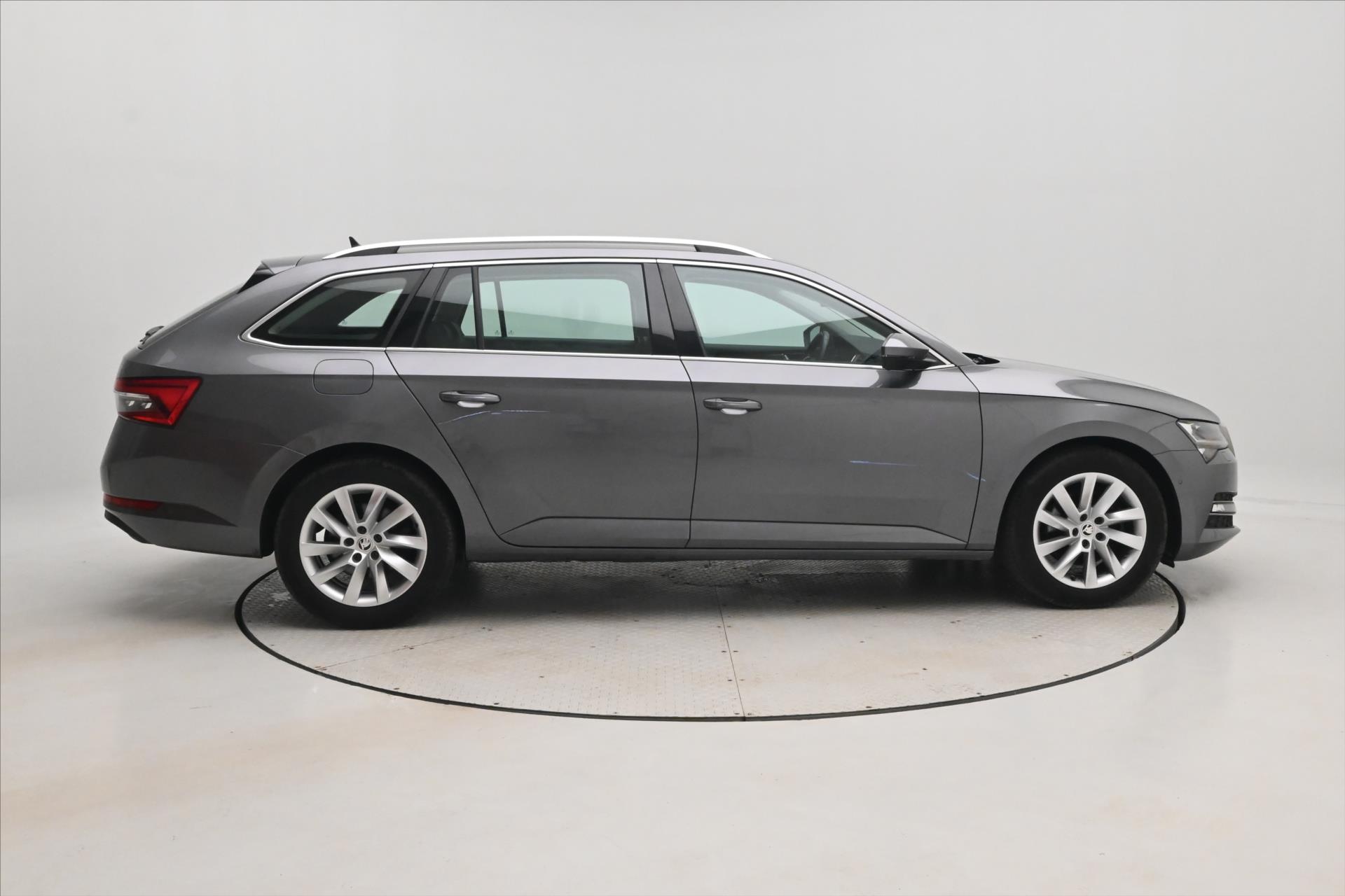 Main photo of the car Skoda Superb 2.0 TDI 110kW DSG Style Warranty up to 5 years (5)