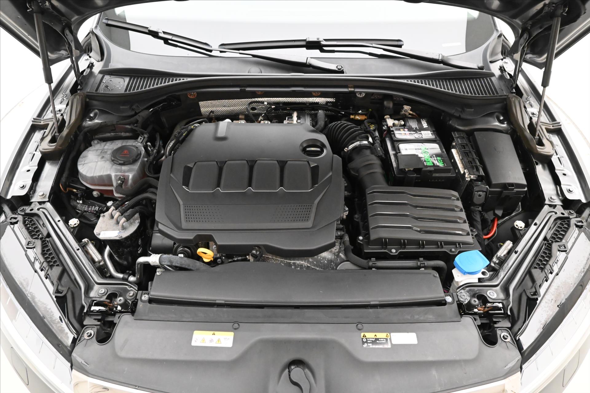 Main photo of the car Skoda Superb 2.0 TDI 110kW DSG Style Warranty up to 5 years (10)