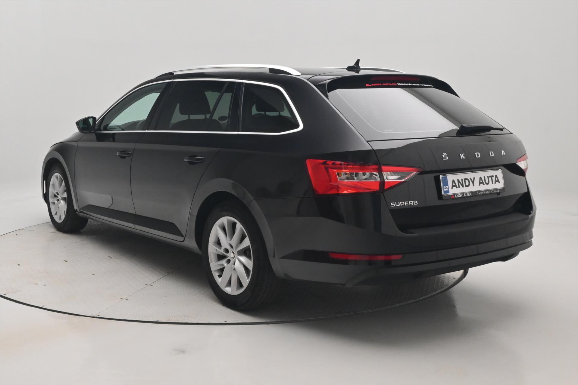Hlavní fotografie vozu Škoda Superb 2,0 TDI 110 kW DSG Style Záruka až 5 let (8)