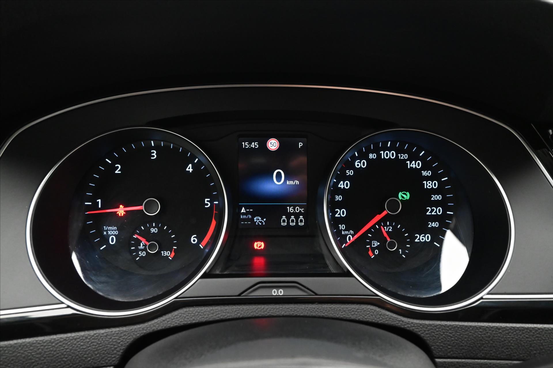 Main photo of the car Volkswagen Passat 2.0 TDI 110kW DSG Business Warranty up to 5 years (16)