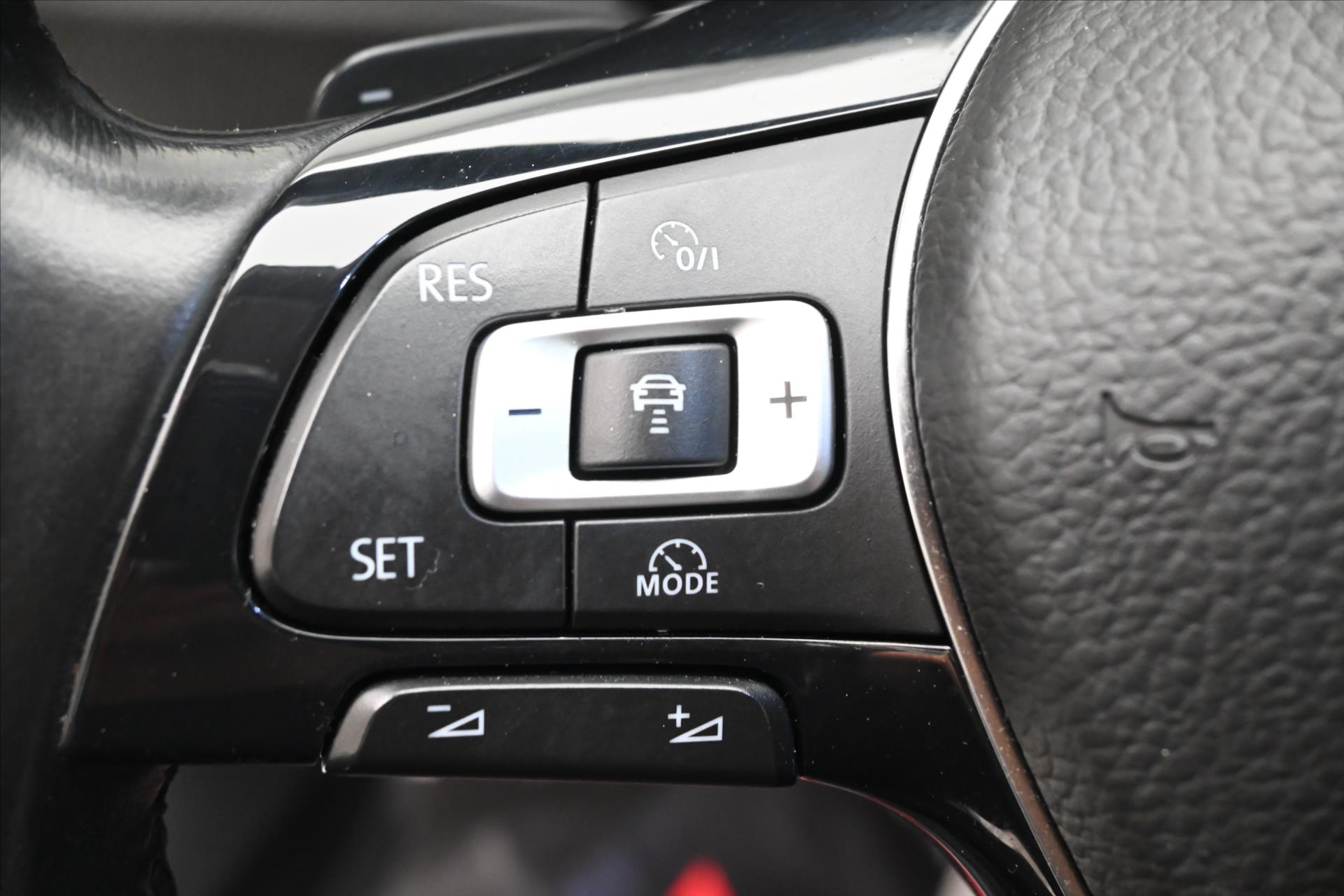Hlavní fotografie vozu Volkswagen Passat 2,0 TDI 140kW DSG Alltrack 4Motion Záruka až 5 let (24)