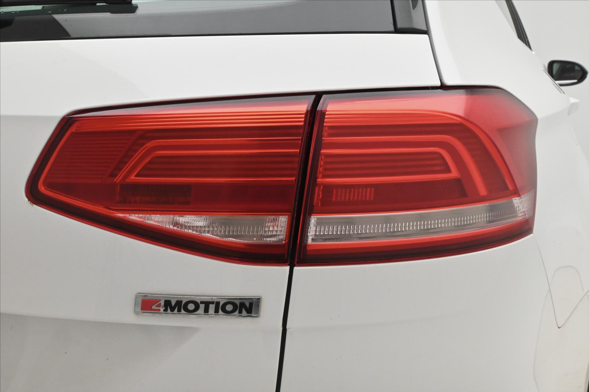 Hlavní fotografie vozu Volkswagen Passat 2,0 TDI 140kW DSG Alltrack 4Motion Záruka až 5 let (32)