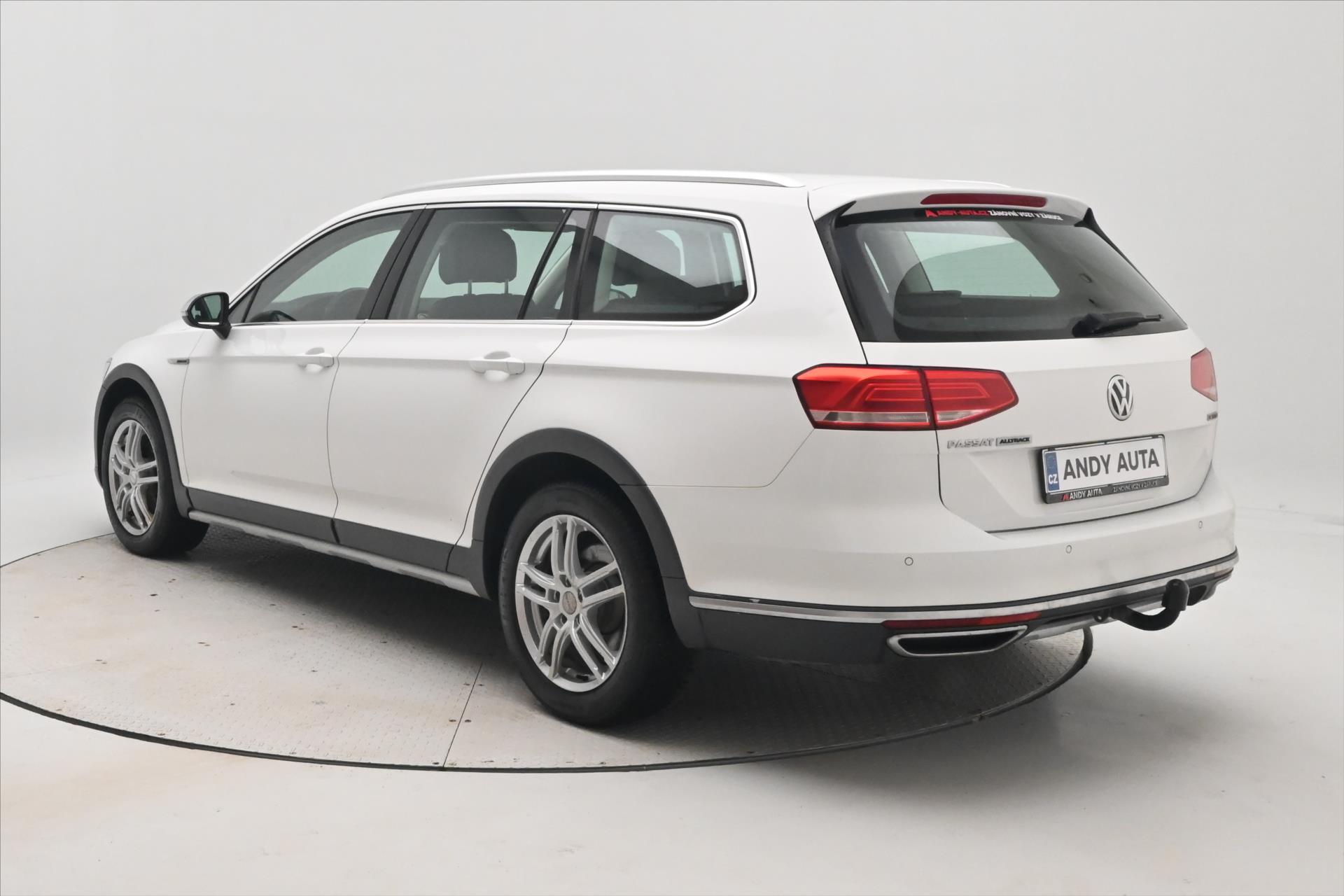 Hlavní fotografie vozu Volkswagen Passat 2,0 TDI 140kW DSG Alltrack 4Motion Záruka až 5 let (8)