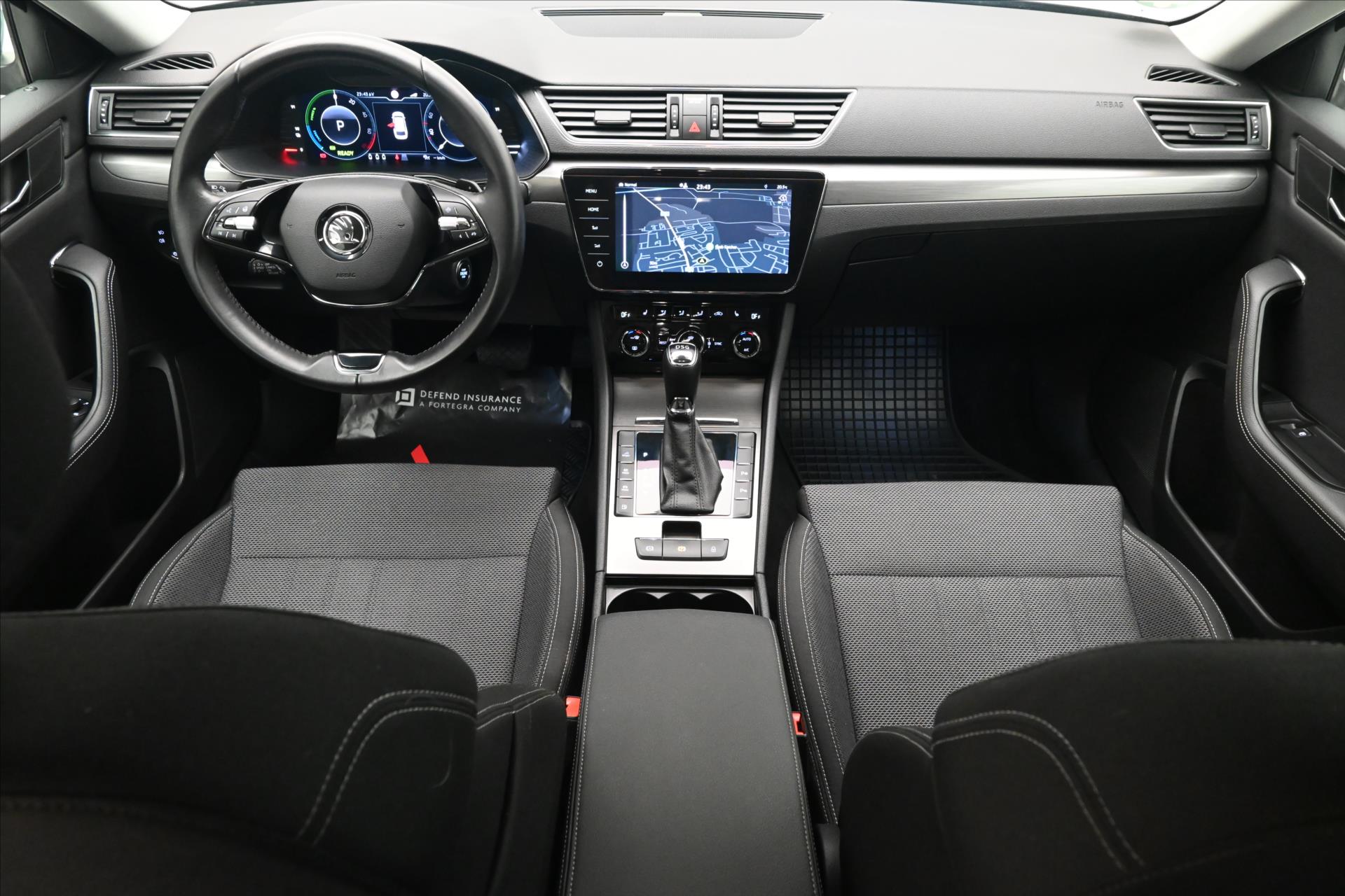 Hlavní fotografie vozu Škoda Superb 1,4 TSI iV 160 kW DSG Style Záruka až 5 let (16)