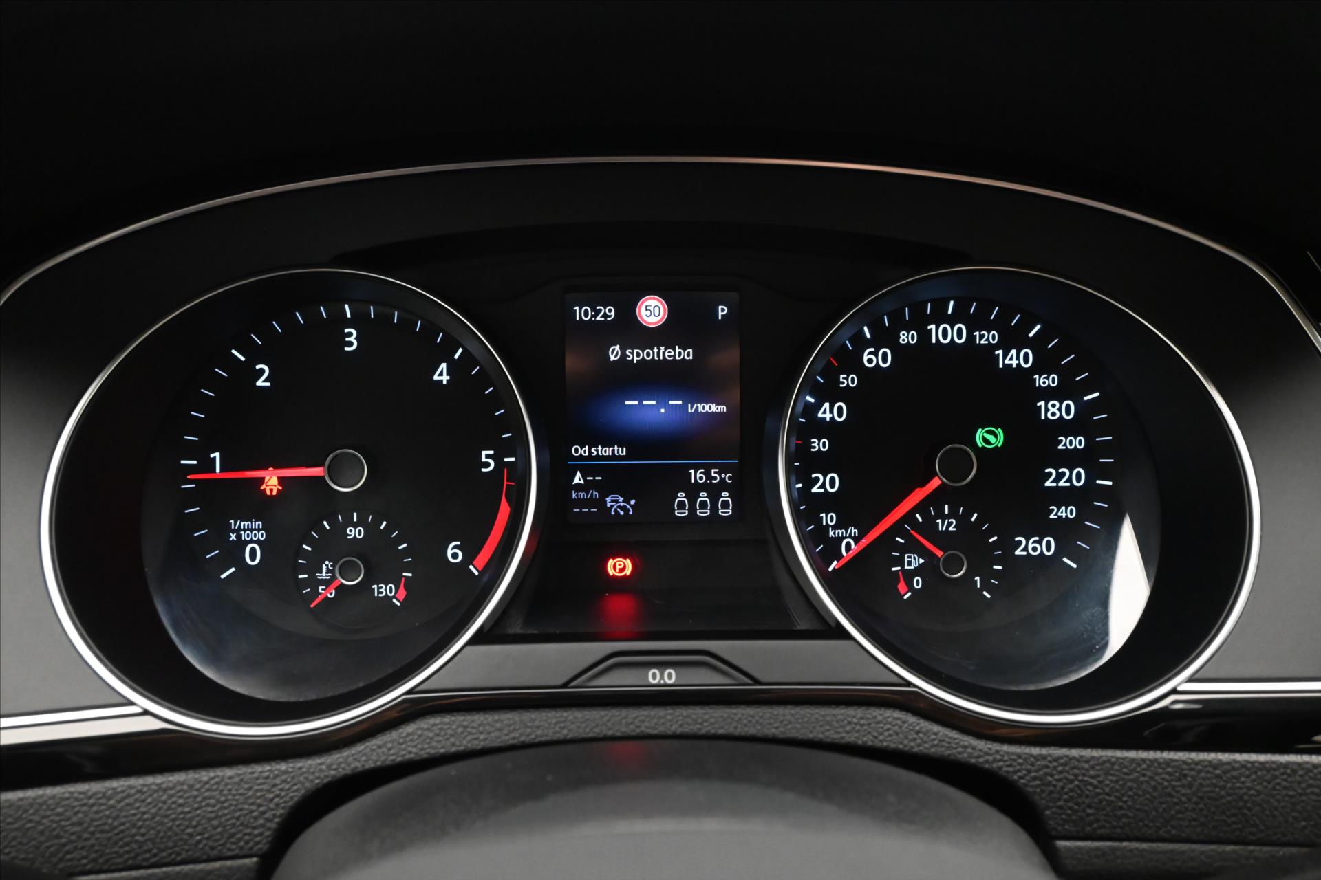 Main photo of the car Volkswagen Passat 2.0 TDI 110 kW DSG Business Warranty up to 5 years (16)