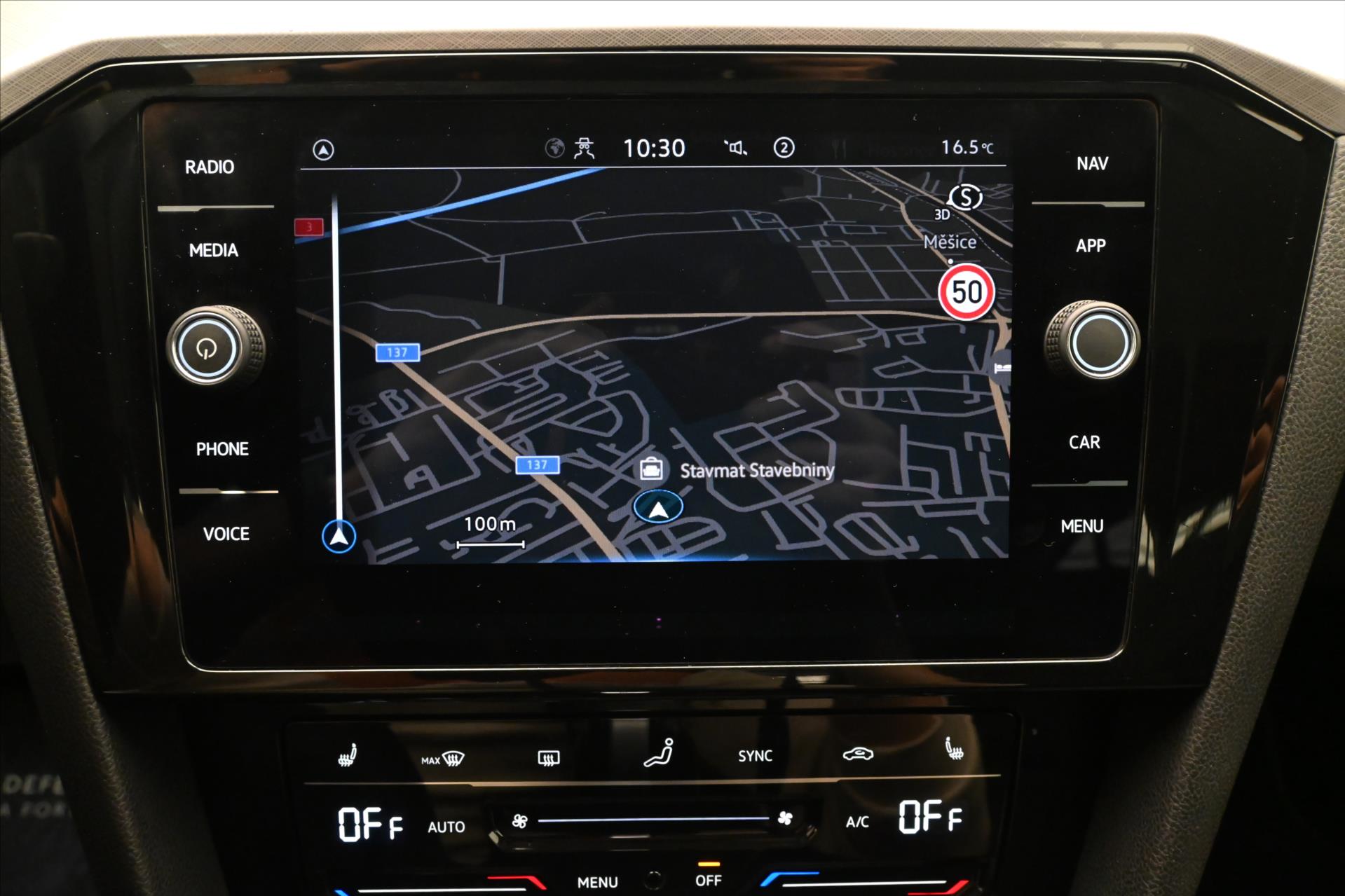Main photo of the car Volkswagen Passat 2.0 TDI 110 kW DSG Business Warranty up to 5 years (20)