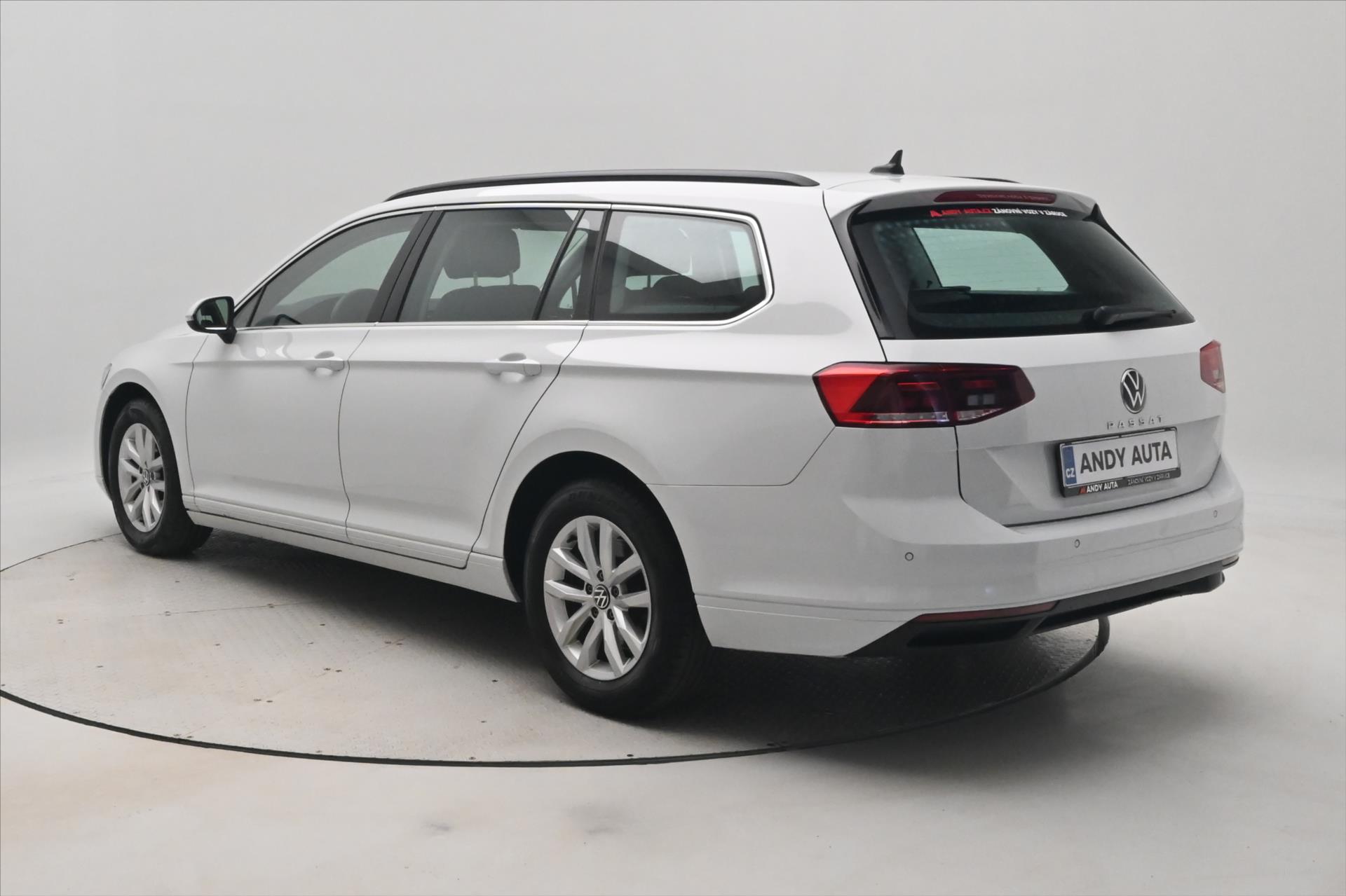Hlavní fotografie vozu Volkswagen Passat 2,0 TDI 110KW DSG BUSINESS Záruka až 5 let (8)