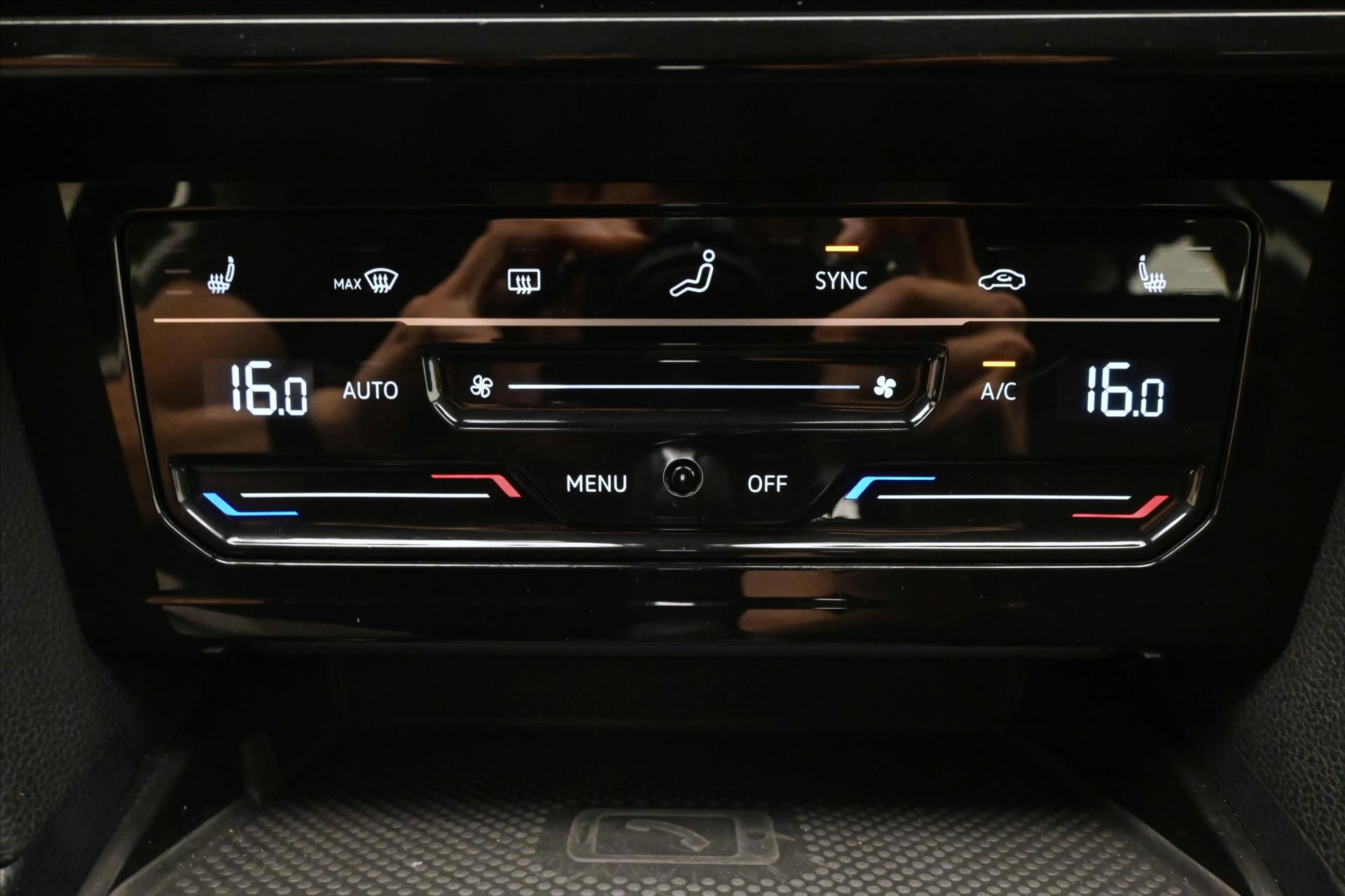 Hlavní fotografie vozu Volkswagen Passat 2,0 TDI 110kW DSG Business Záruka ža 5 let (22)