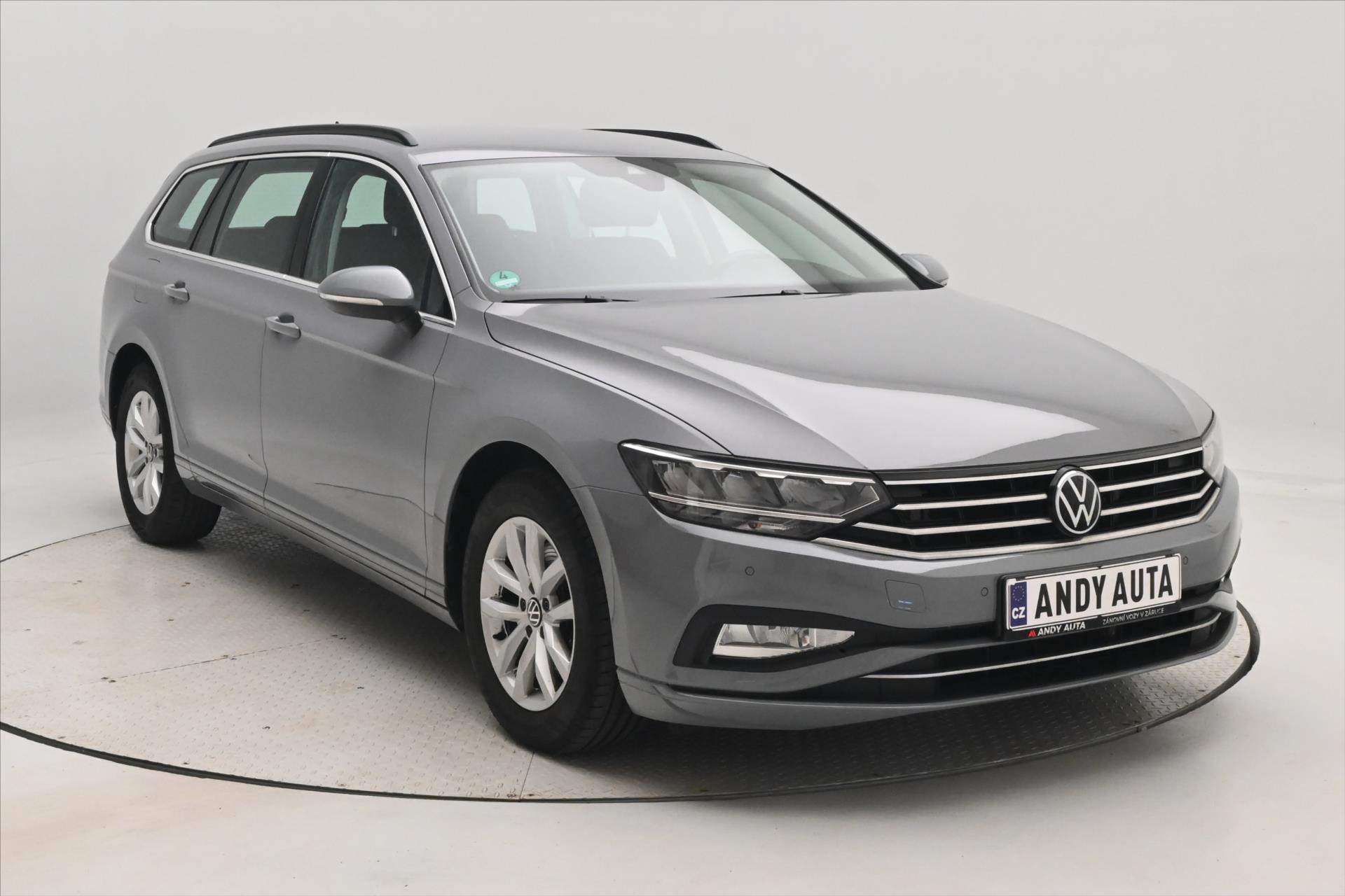 Hlavní fotografie vozu Volkswagen Passat 2,0 TDI 110kW DSG Business Záruka ža 5 let (4)