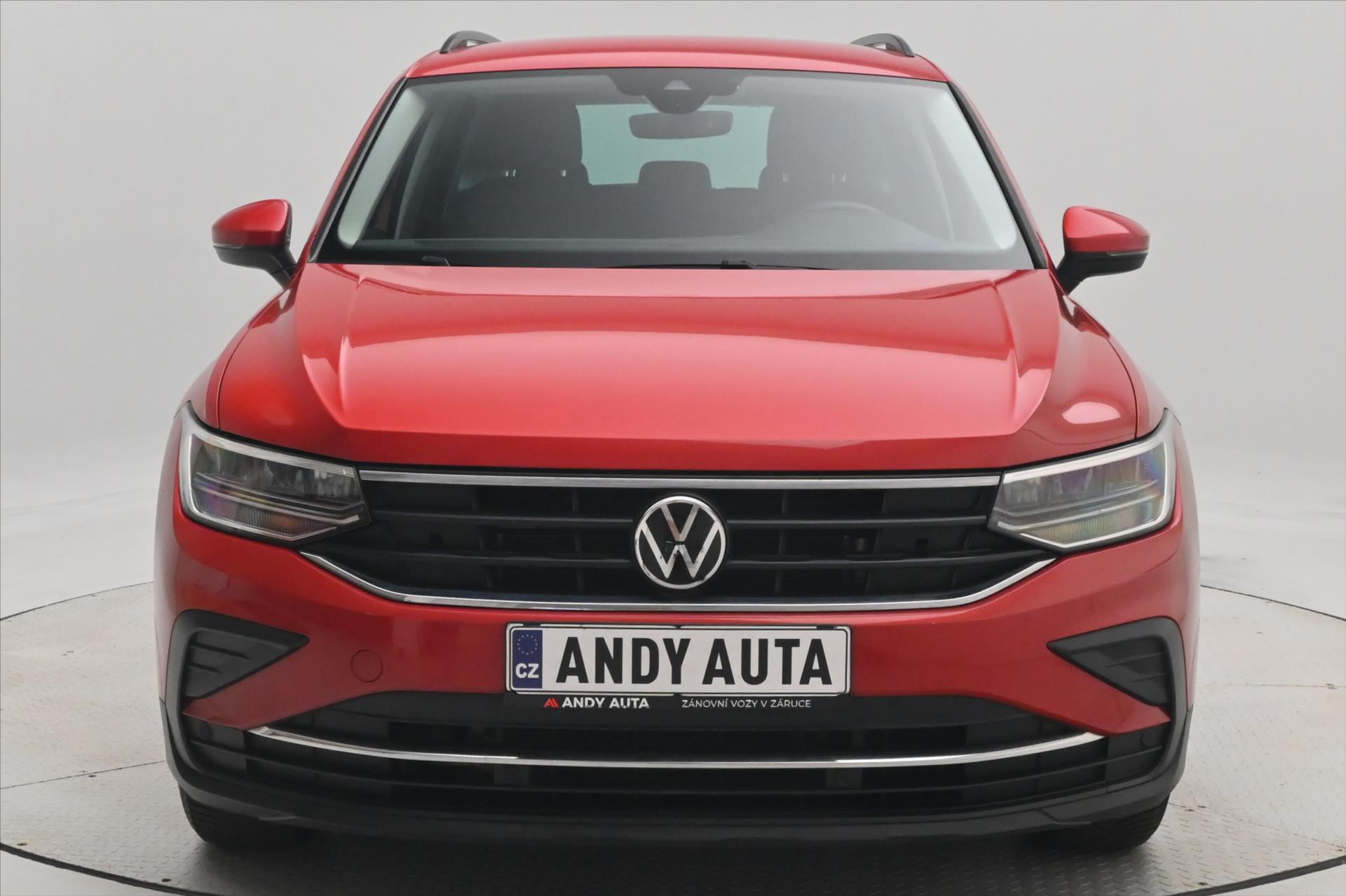 Hlavní fotografie vozu Volkswagen Tiguan 2,0 TDI 110 kW DSG Life Záruka až 5 let (3)