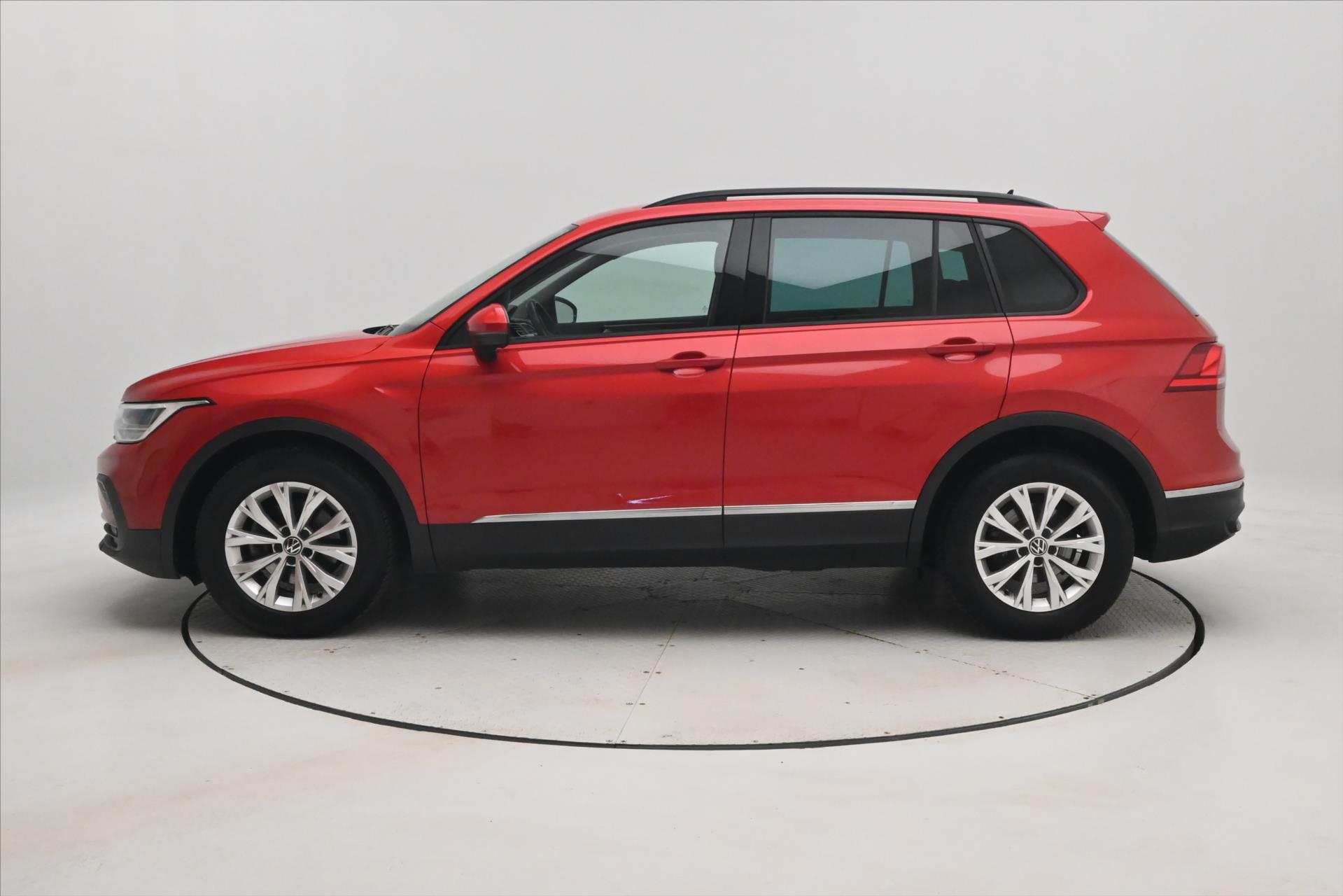 Hlavní fotografie vozu Volkswagen Tiguan 2,0 TDI 110 kW DSG Life Záruka až 5 let (9)
