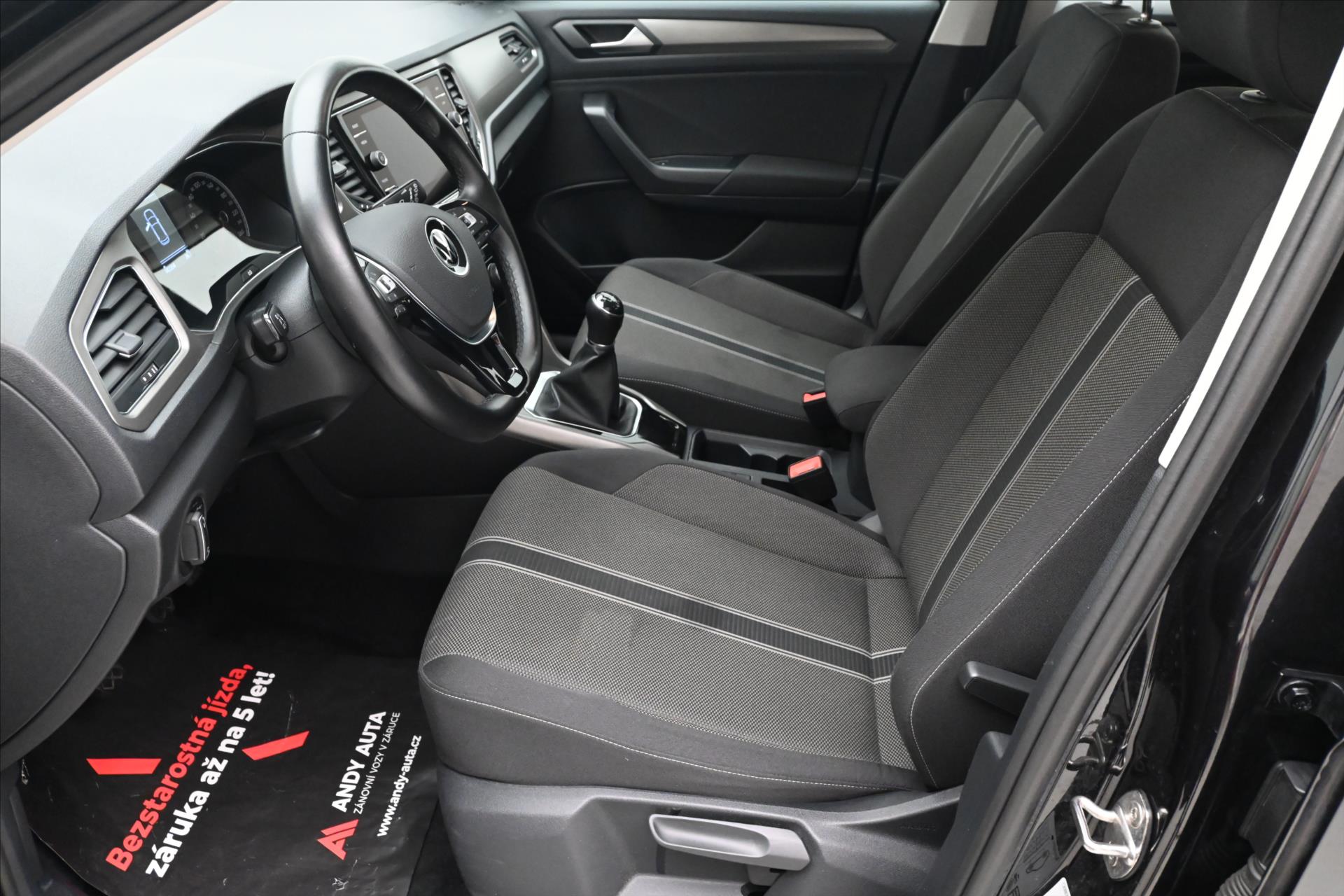 Hlavní fotografie vozu Volkswagen T-Roc 2,0 TDI 110kW Clever Navi Záruka až 5 let (14)