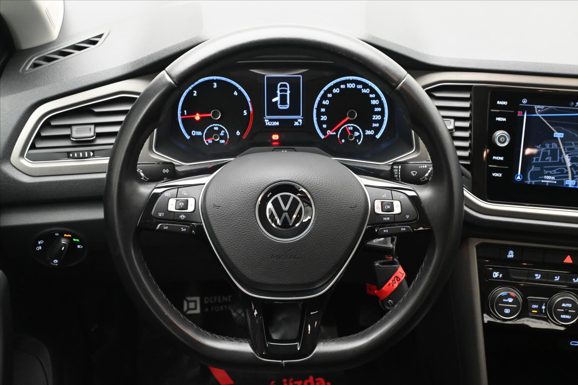 Hlavní fotografie vozu Volkswagen T-Roc 2,0 TDI 110kW Clever Navi Záruka až 5 let (19)