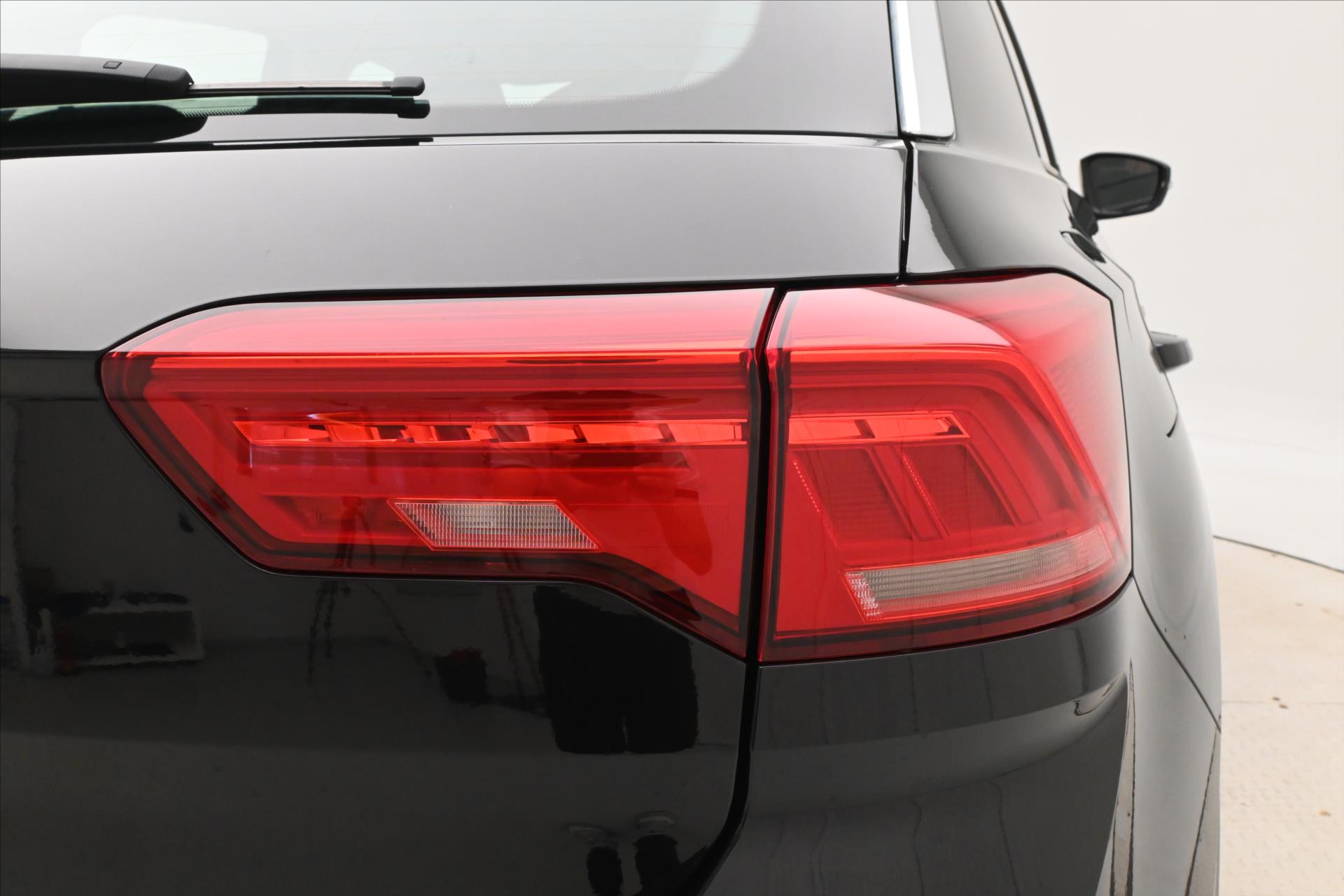 Hlavní fotografie vozu Volkswagen T-Roc 2,0 TDI 110kW Clever Navi Záruka až 5 let (30)