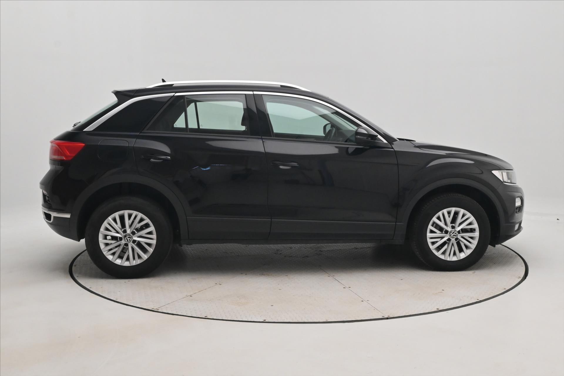 Hlavní fotografie vozu Volkswagen T-Roc 2,0 TDI 110kW Clever Navi Záruka až 5 let (5)