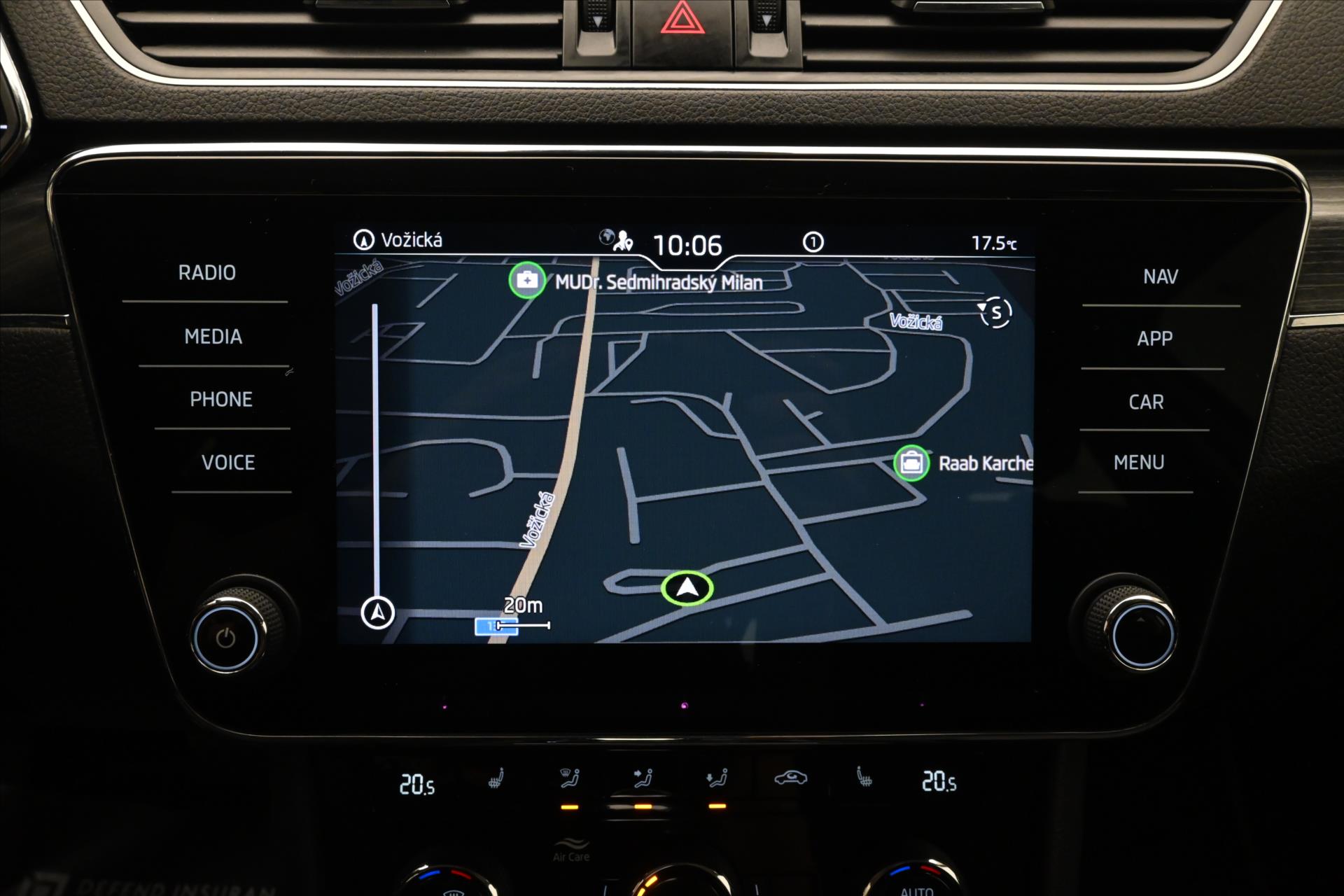 Hlavní fotografie vozu Škoda Superb 2,0 TDI 110 kW DSG Style Záruka až 5 let (21)