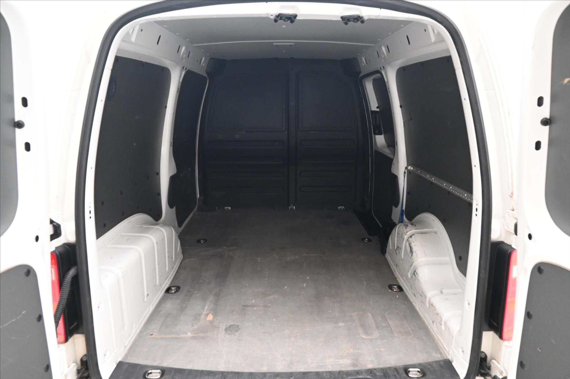 Main photo of the car Volkswagen Caddy 2.0 TDI 75 kW MAXI KLIMA Warranty up to 5 years (11)