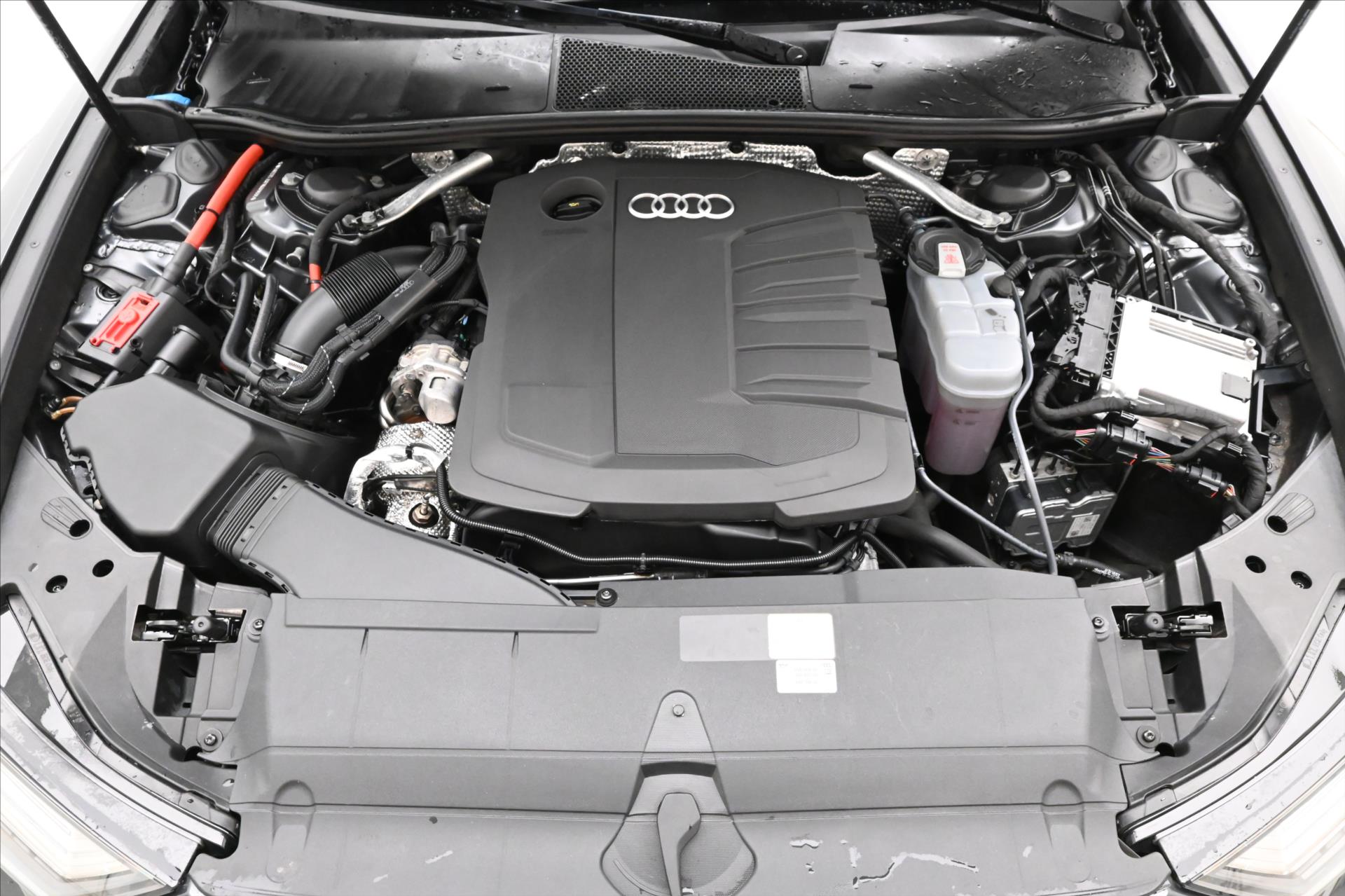 Hlavní fotografie vozu Audi A6 2,0 40 TDI 150kW 4x4 S-Tronic Záruka až 5 let (10)