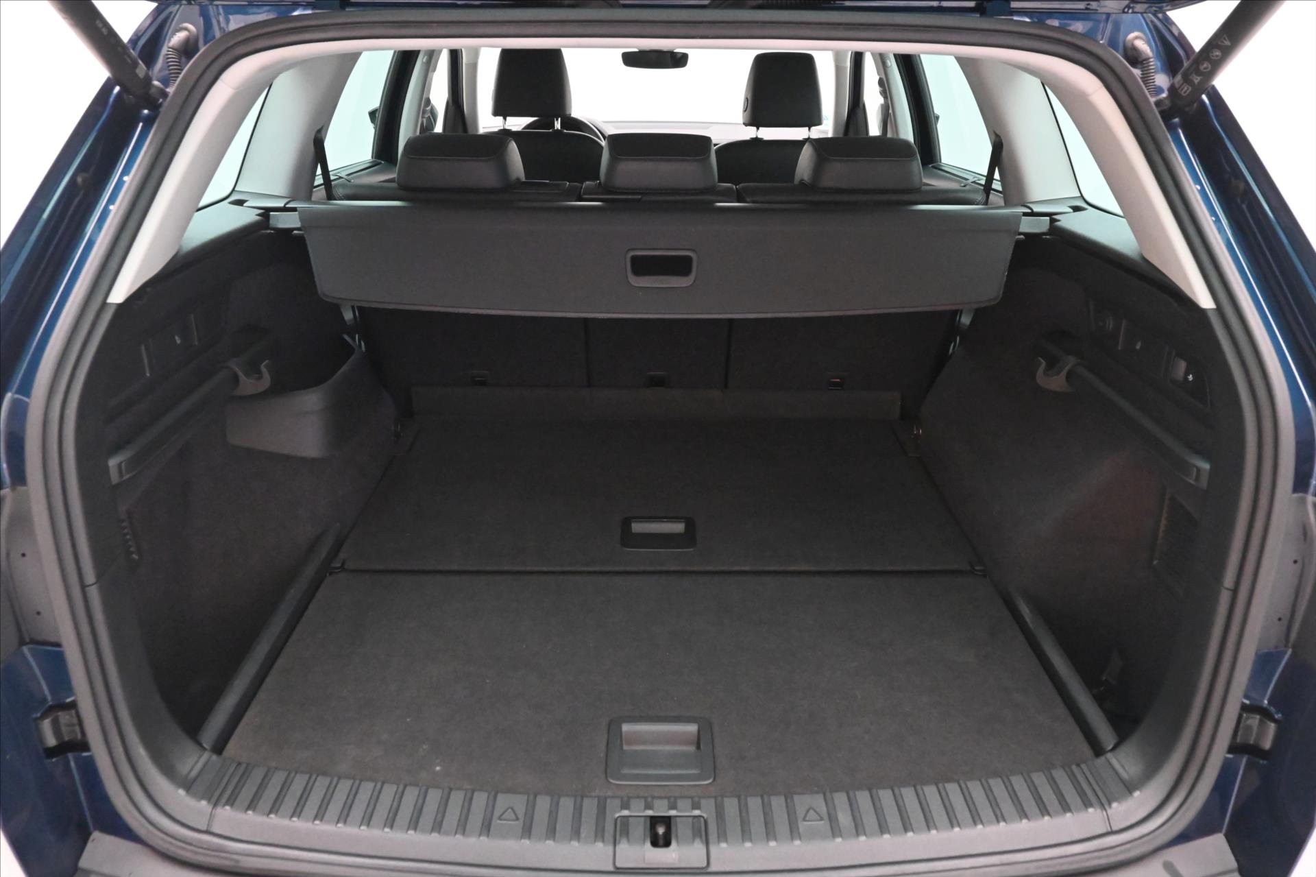 Hlavní fotografie vozu Škoda Kodiaq 2,0 TDI 147 kW DSG 4x4 Style Záruka až 5 let (11)