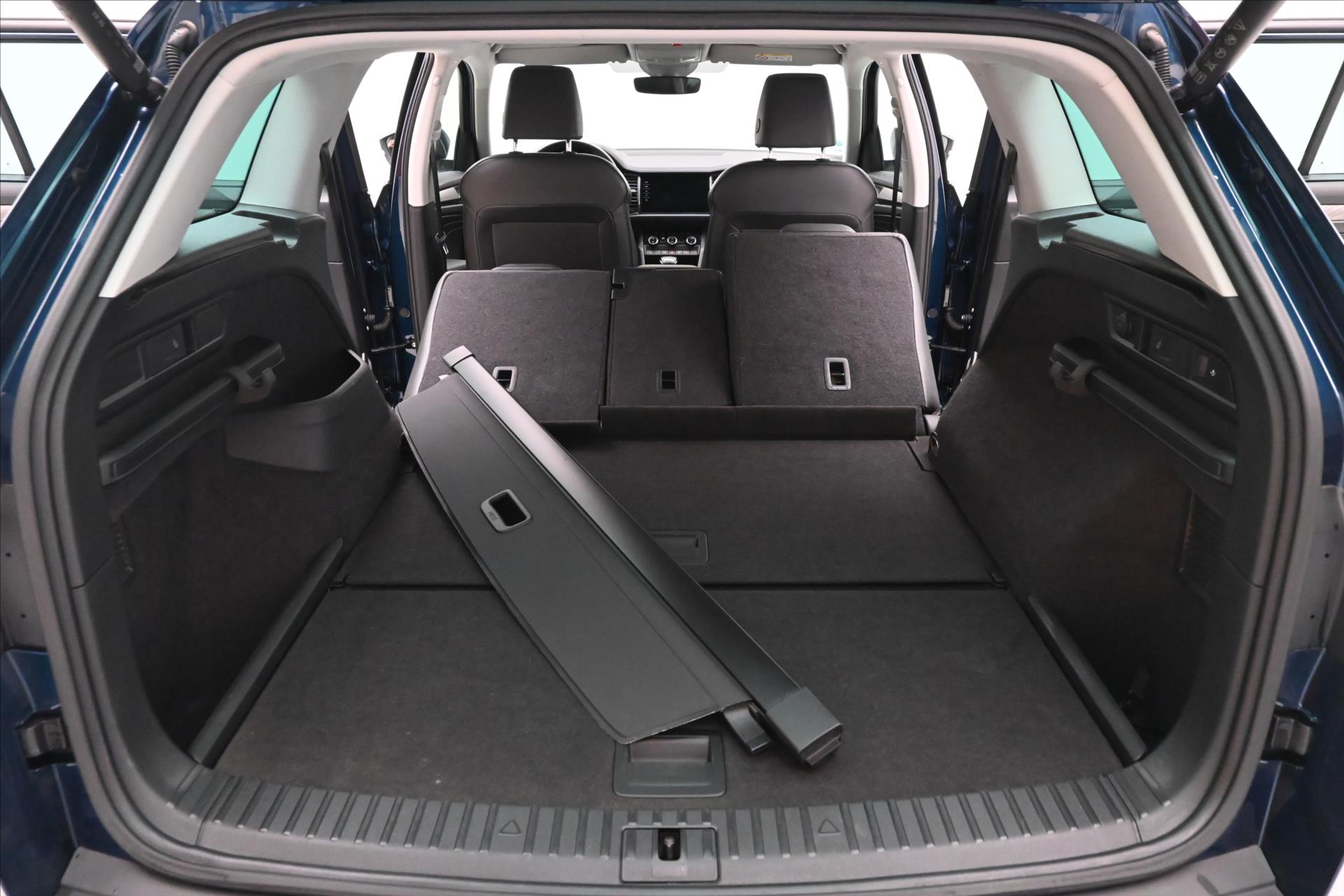 Hlavní fotografie vozu Škoda Kodiaq 2,0 TDI 147 kW DSG 4x4 Style Záruka až 5 let (12)