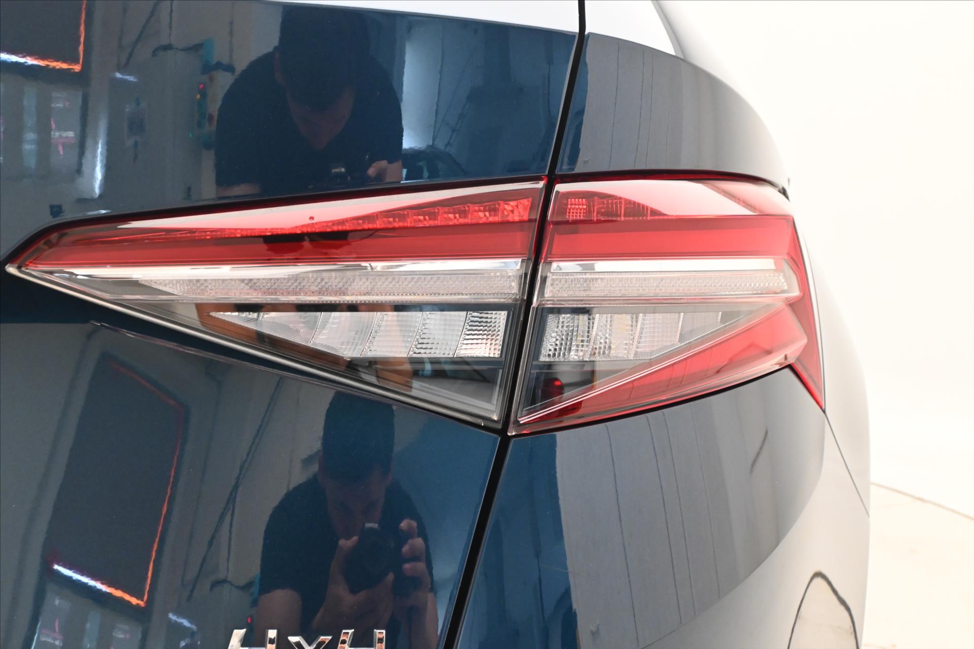 Hlavní fotografie vozu Škoda Kodiaq 2,0 TDI 147 kW DSG 4x4 Style Záruka až 5 let (33)