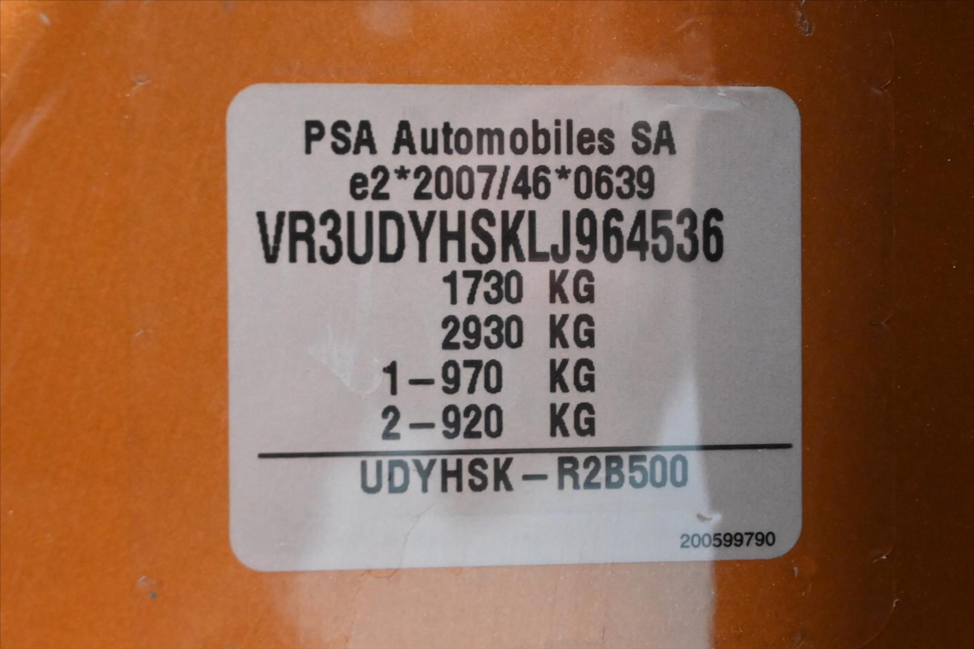 Hlavní fotografie vozu Peugeot 2008 1,5 BlueHDi 81 kW Allure Záruka až 5 let (13)