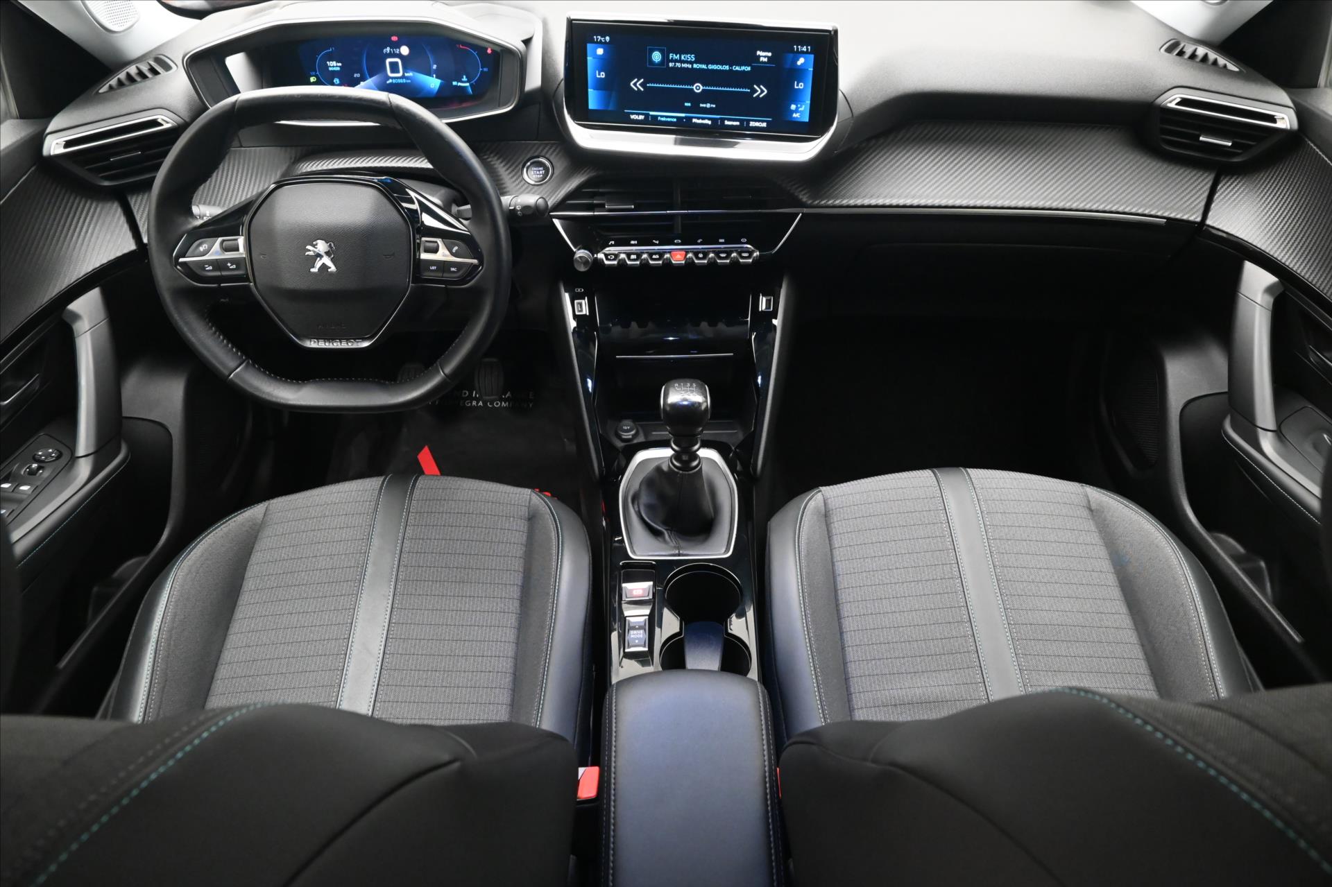 Hlavní fotografie vozu Peugeot 2008 1,5 BlueHDi 81 kW Allure Záruka až 5 let (16)