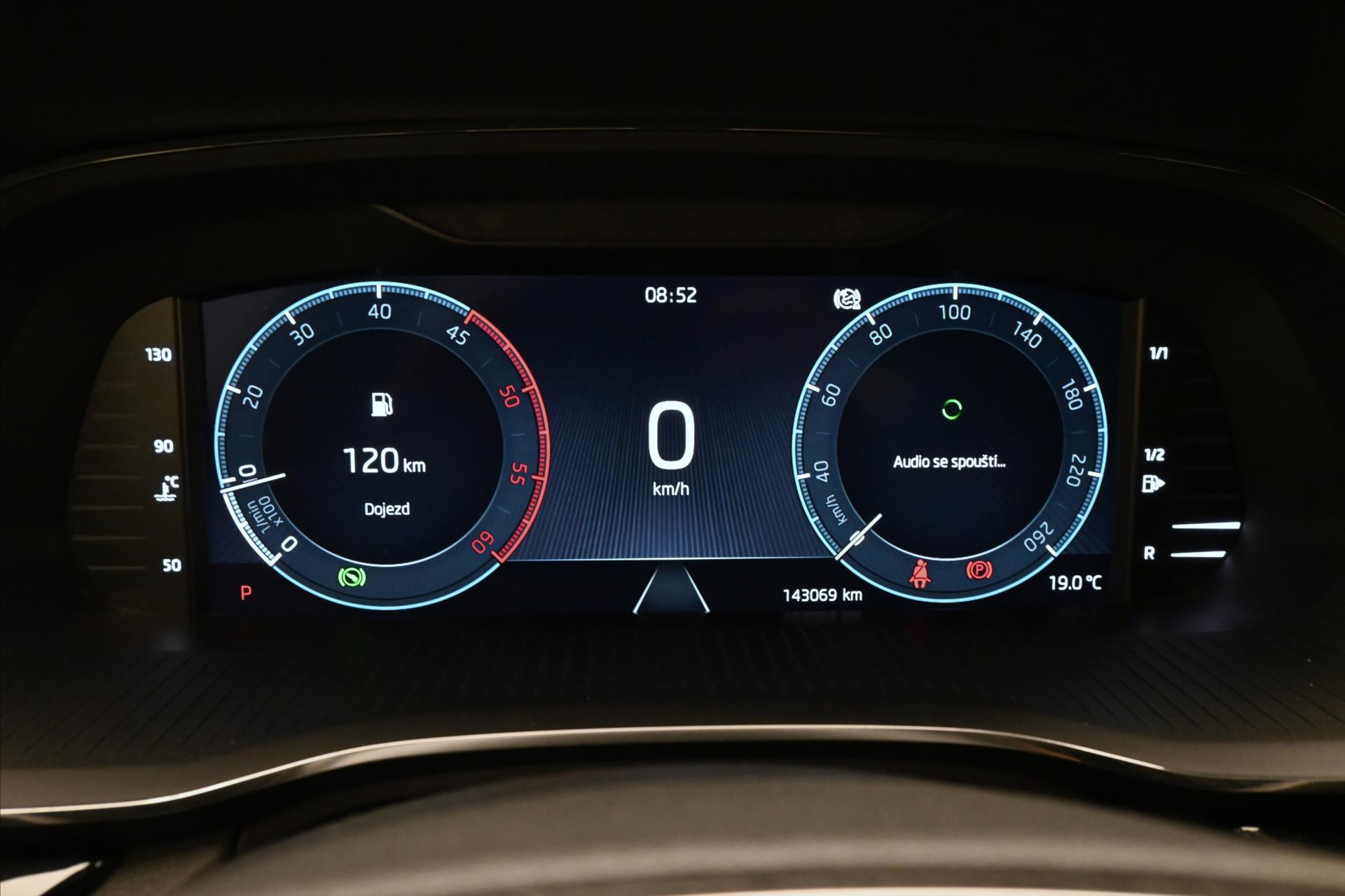Hlavní fotografie vozu Škoda Octavia 2,0 TDI 110 kW DSG Sportline Záruka až 5 let (17)