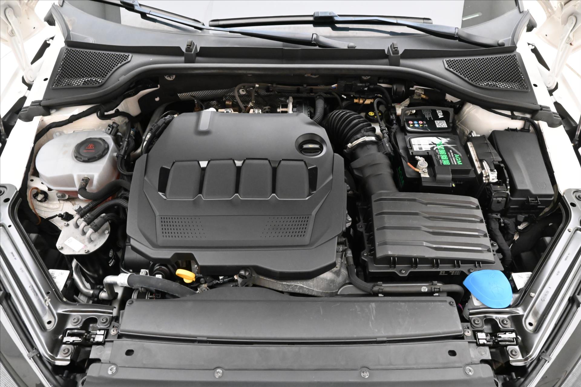 Hlavní fotografie vozu Škoda Octavia 2,0 TDI 110 kW DSG Sportline Záruka až 5 let (10)