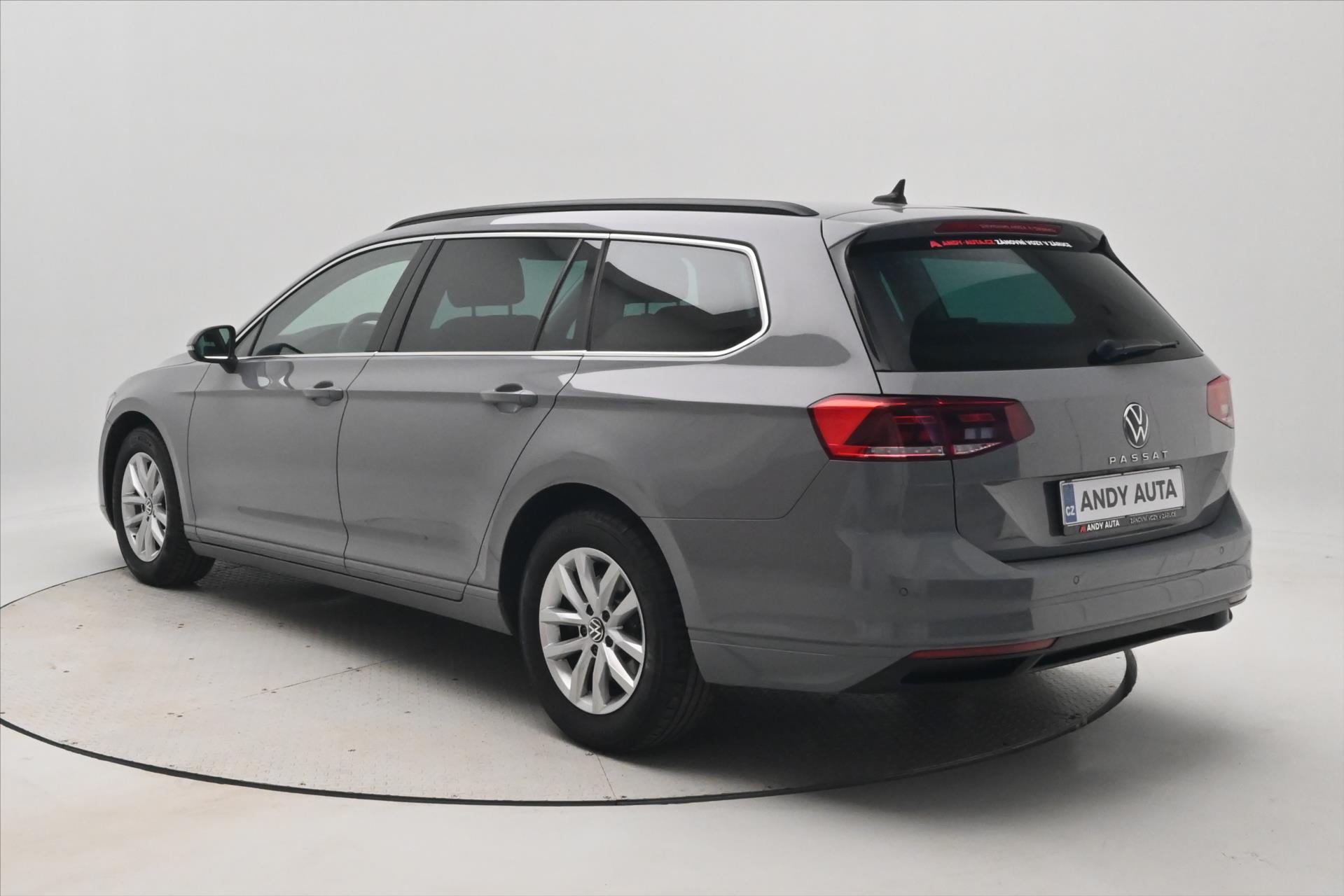 Hlavní fotografie vozu Volkswagen Passat 2,0 TDI 110kW DSG Business Záruka až 5 let (8)