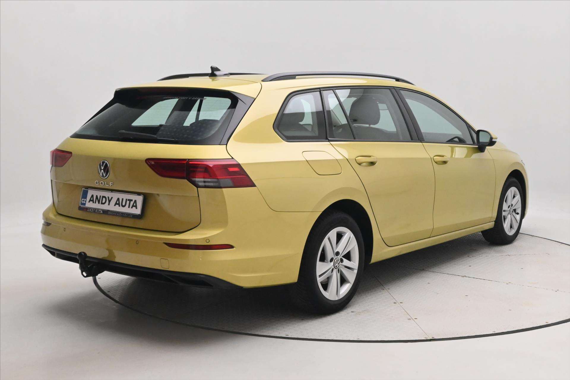 Hlavní fotografie vozu Volkswagen Golf 1,5 TSI 96kW Life Záruka až 5 let (6)