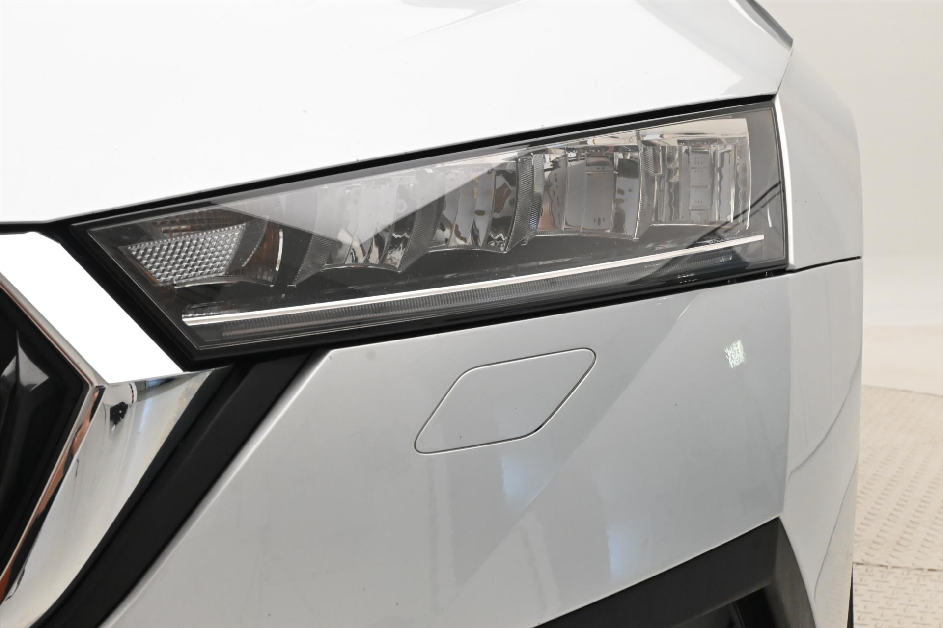Hlavní fotografie vozu Škoda Octavia 2,0 TDI 85 kW Ambition Záruka až 5 let (29)