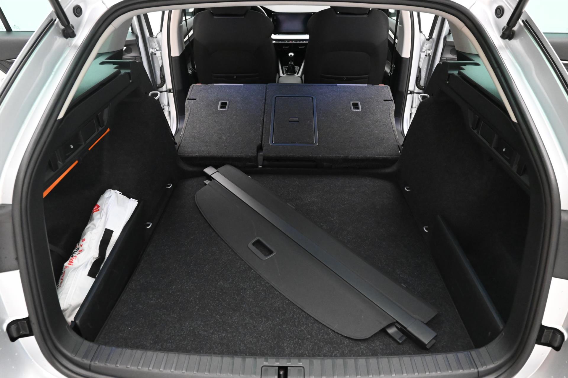 Hlavní fotografie vozu Škoda Octavia 2,0 TDI 85 kW VIRTUAL NAVI Záruka až 5 let (12)