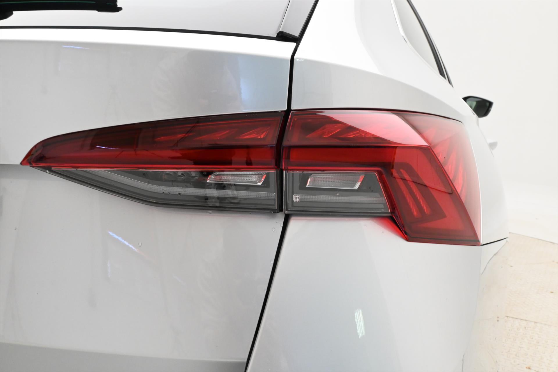 Hlavní fotografie vozu Škoda Octavia 2,0 TDI 85 kW VIRTUAL NAVI Záruka až 5 let (30)