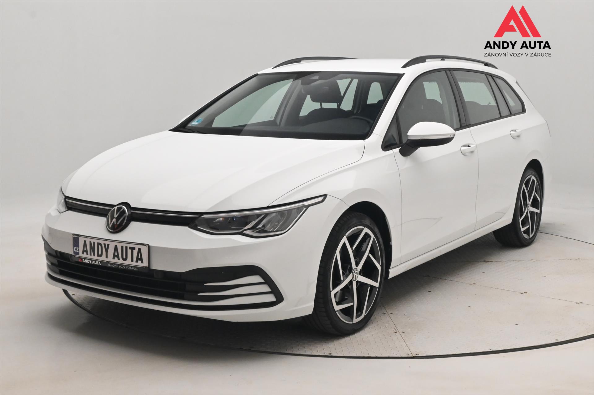 Volkswagen Golf 2,0 TDI 110kW Life Záruka až 5 let