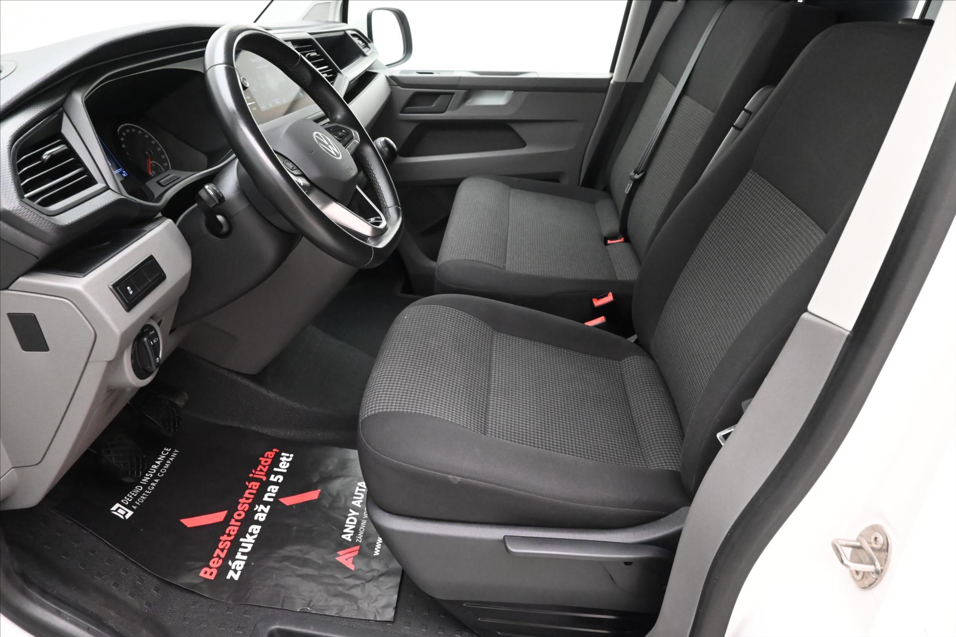 Hlavní fotografie vozu Volkswagen Transporter 2,0 TDI 110 kW Navigace Záruka až 5 let (14)
