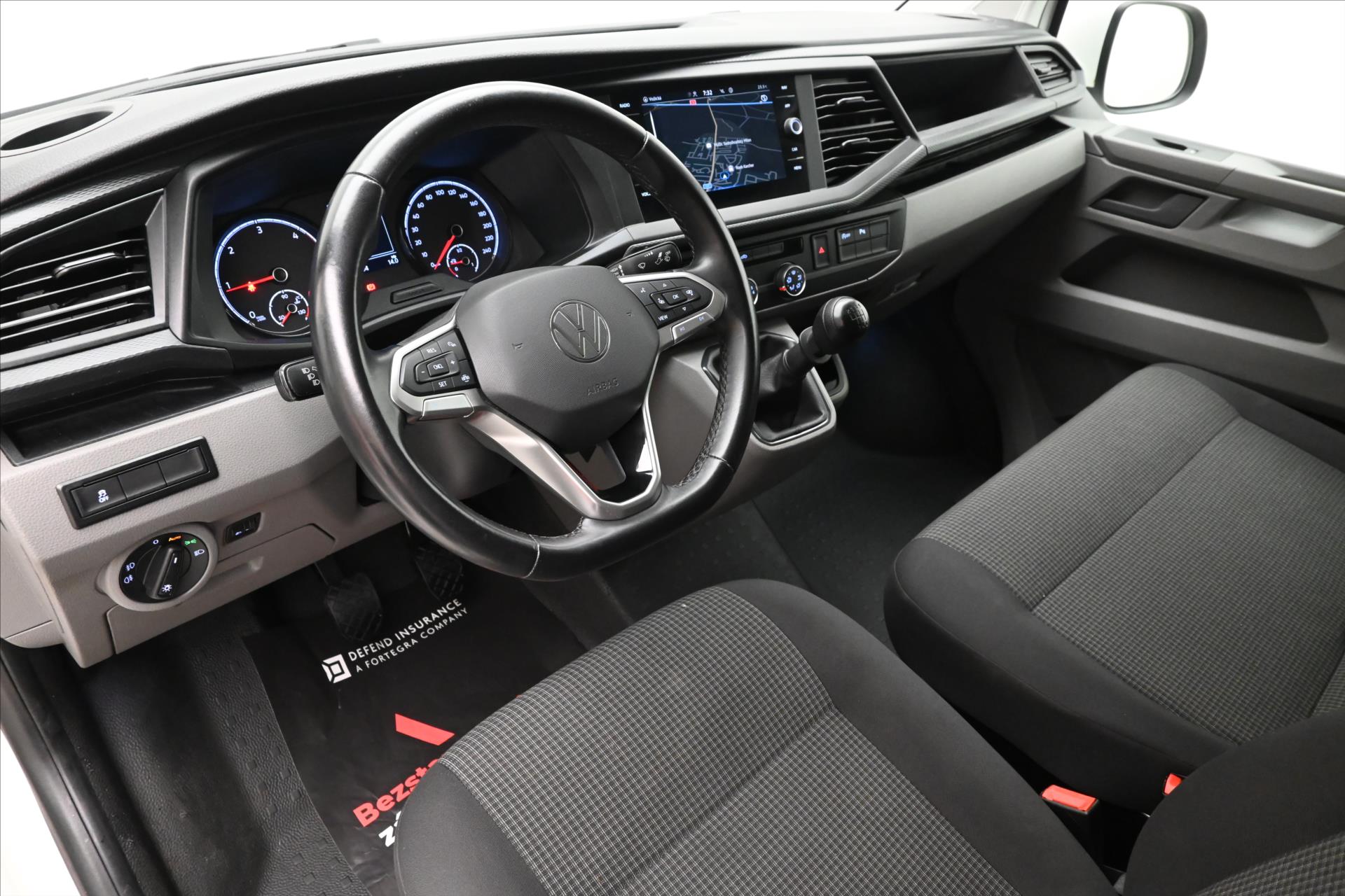 Hlavní fotografie vozu Volkswagen Transporter 2,0 TDI 110 kW Navigace Záruka až 5 let (16)