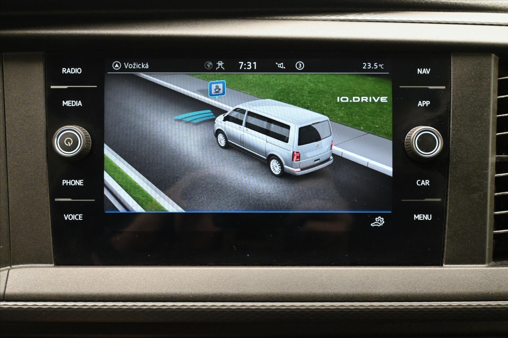 Hlavní fotografie vozu Volkswagen Transporter 2,0 TDI 110 kW Navigace Záruka až 5 let (20)