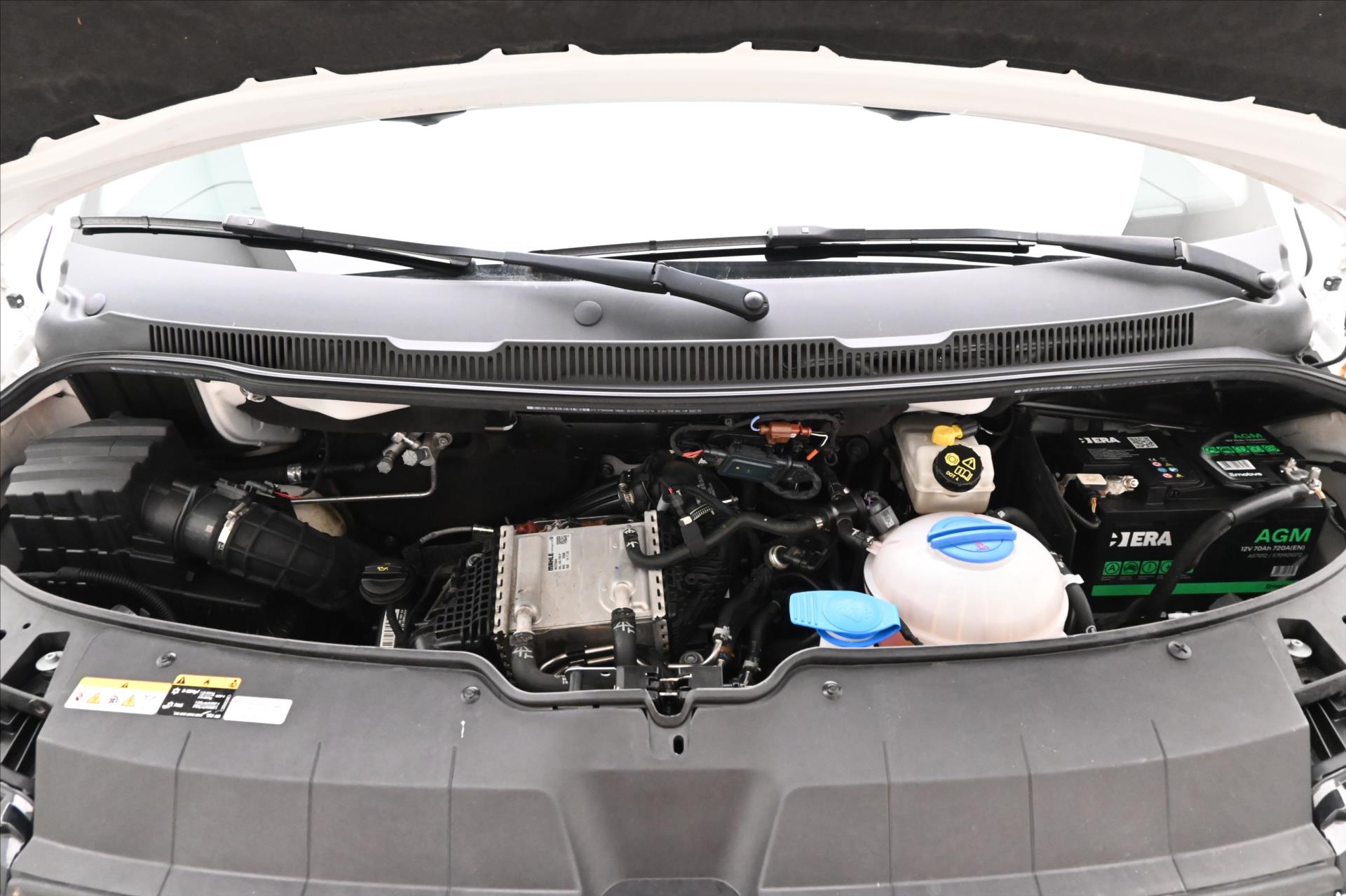 Hlavní fotografie vozu Volkswagen Transporter 2,0 TDI 110 kW Navigace Záruka až 5 let (10)