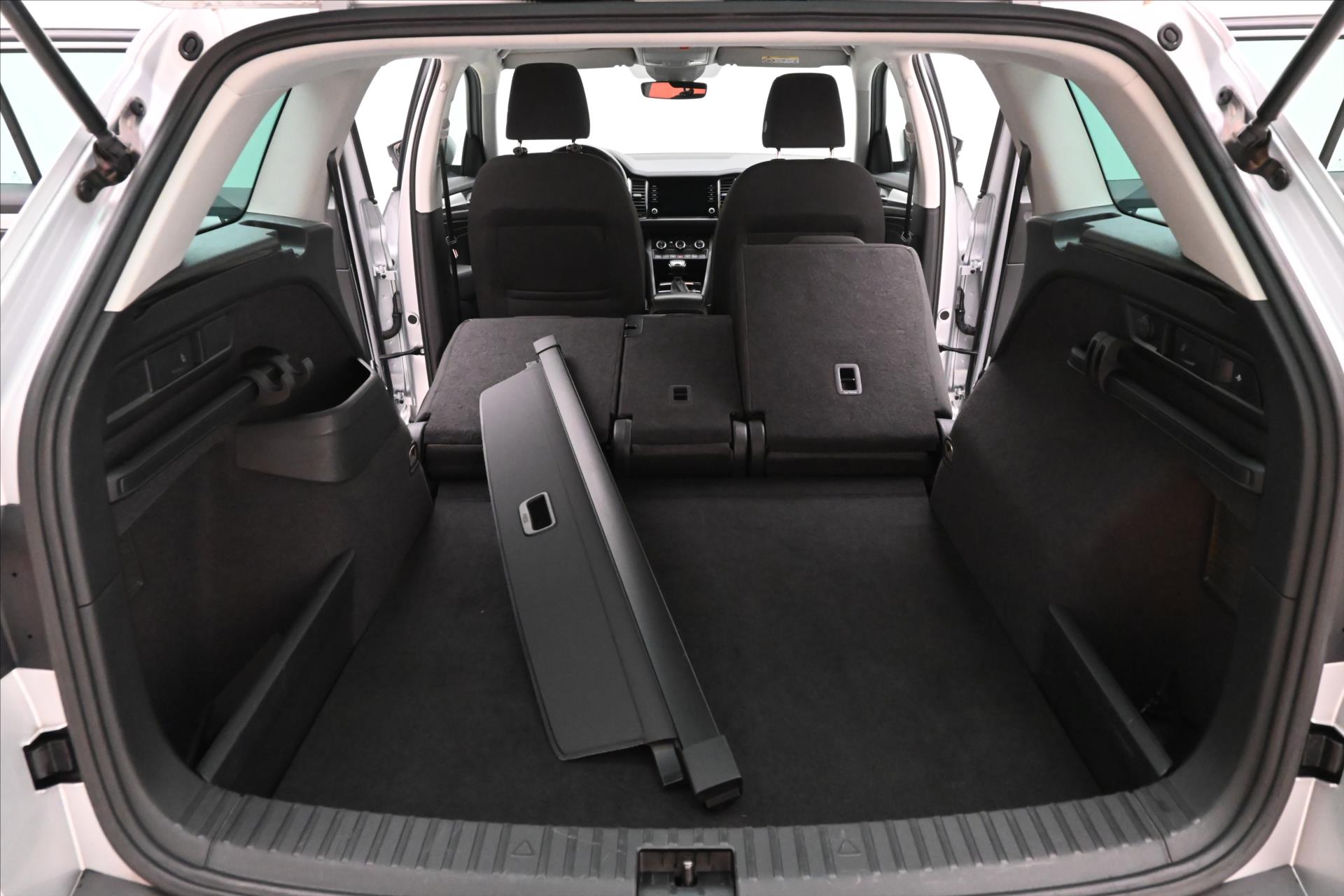 Hlavní fotografie vozu Škoda Kodiaq 2,0 TDI 110 kW DSG Ambition Záruka až 5 let (12)