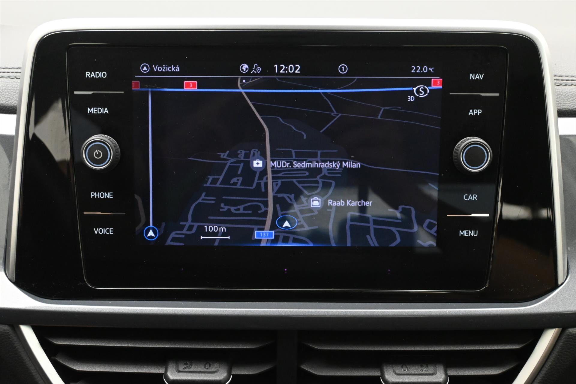 Hlavní fotografie vozu Volkswagen T-Roc 2,0 TDI 110kW DSG Záruka až 5 let (21)