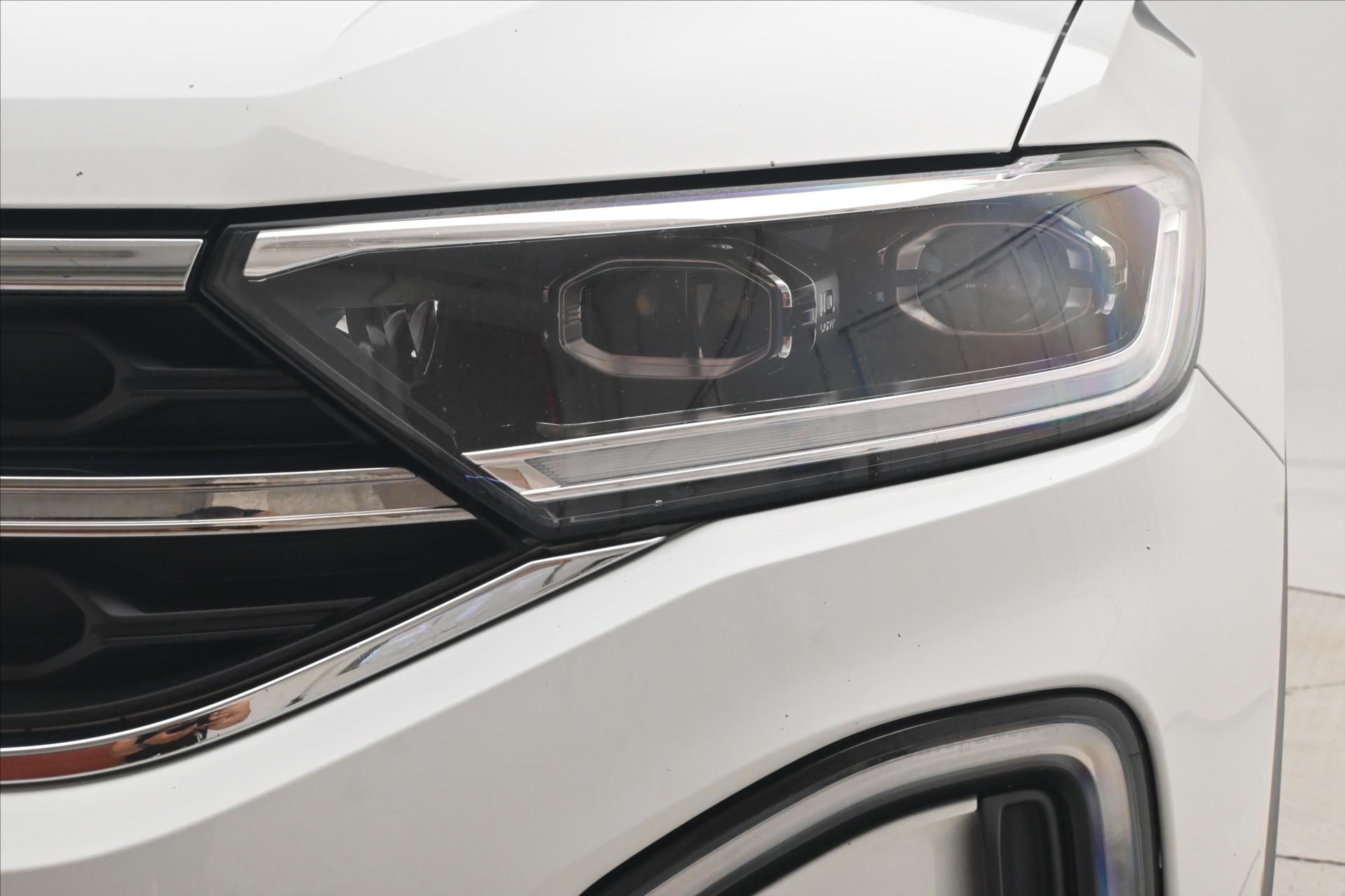 Hlavní fotografie vozu Volkswagen T-Roc 2,0 TDI 110kW DSG Záruka až 5 let (30)