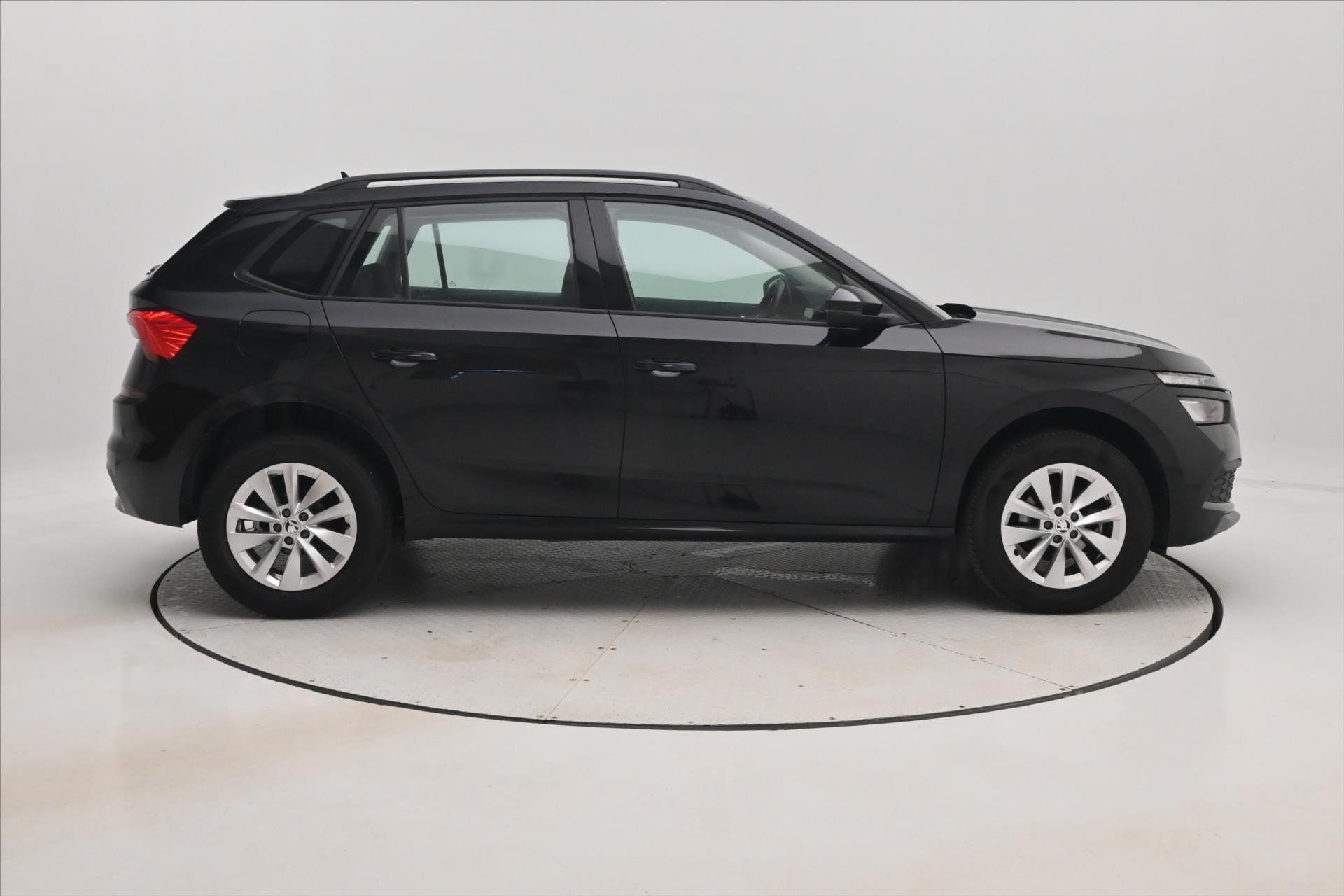 Hlavní fotografie vozu Škoda Kamiq 1,0 TSI 70 kW Tažné zařízení Záruka až 5 let (5)