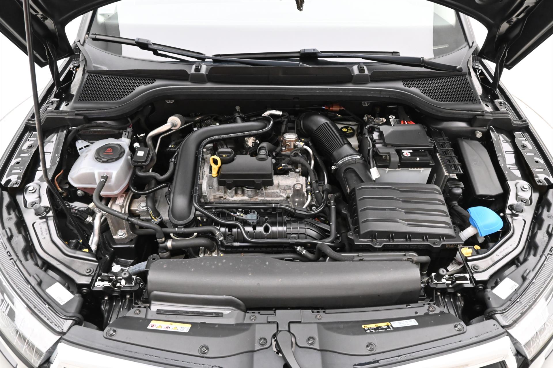 Hlavní fotografie vozu Škoda Kamiq 1,0 TSI 70 kW Tažné zařízení Záruka až 5 let (10)