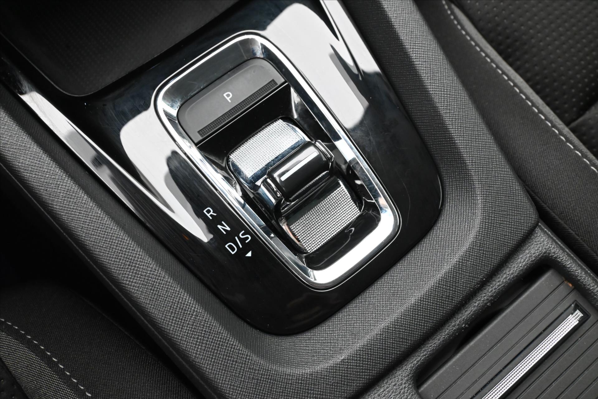 Hlavní fotografie vozu Škoda Octavia 2,0 TDI 110kW DSG Ambition Záruka až 5 let (24)