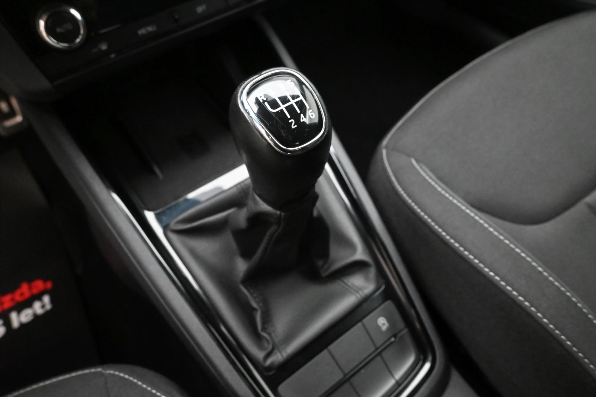 Hlavní fotografie vozu Škoda Kamiq 1,0 TSI 81 kW Sport Záruka až 5 let (22)