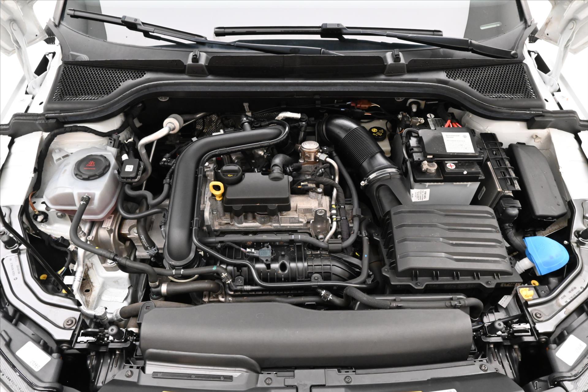 Hlavní fotografie vozu Škoda Kamiq 1,0 TSI 81 kW Sport Záruka až 5 let (10)